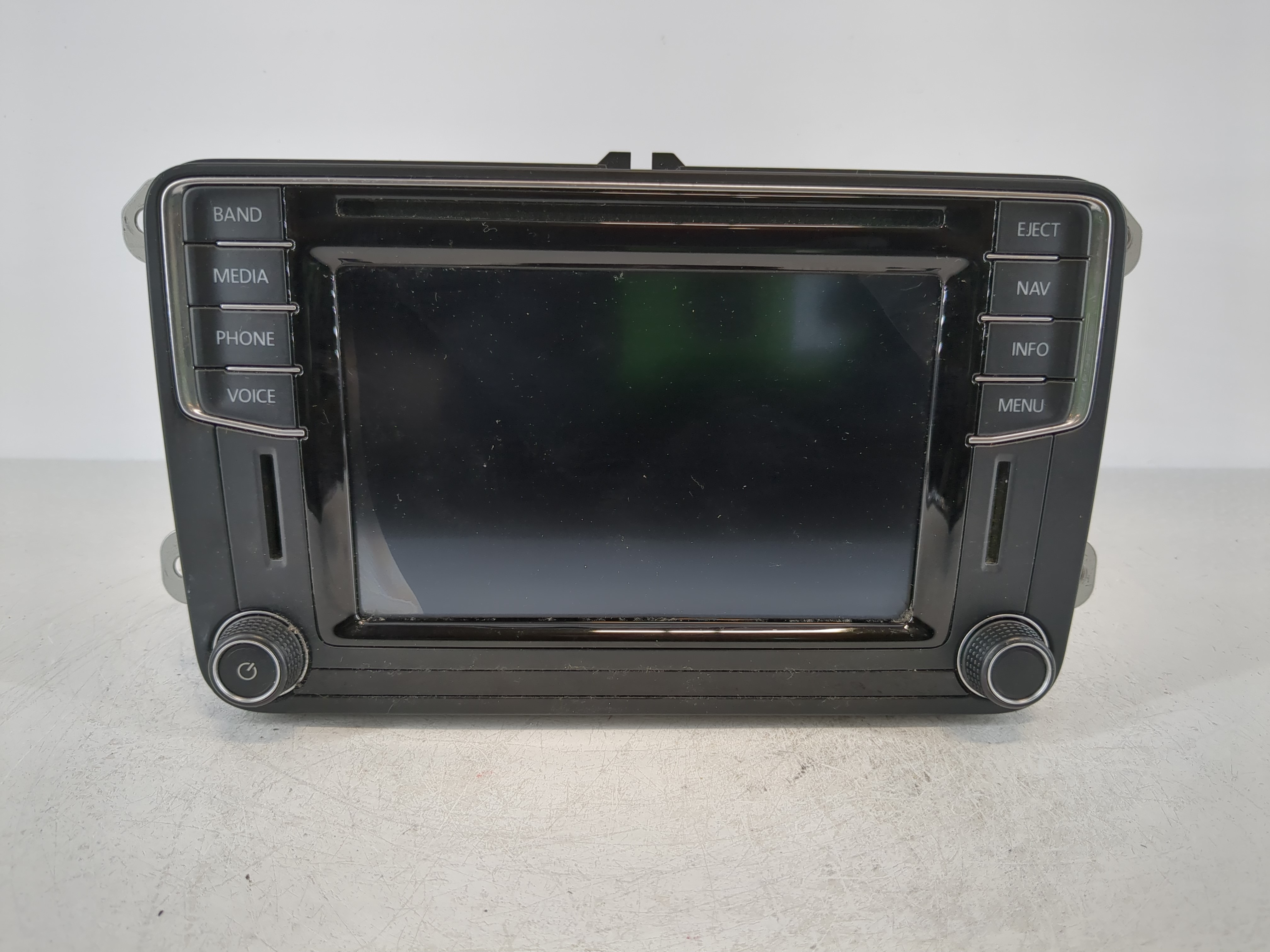 2012-2016 Volkswagen Beetle Am Fm Cd Player Radio Receiver 1096838 - Oemusedautoparts1.com