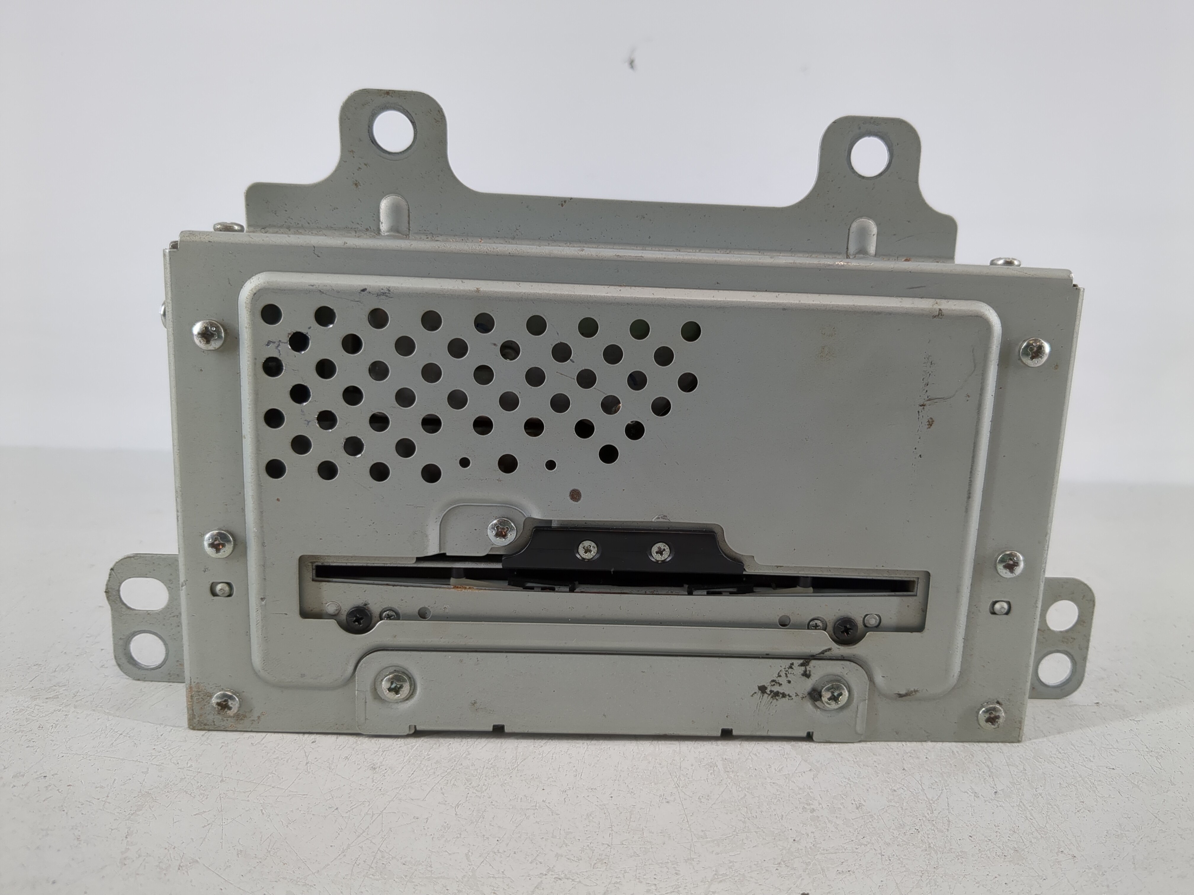 2010-2011 Buick Lacrosse Am Fm Cd Player Radio Receiver 1096844 - Oemusedautoparts1.com