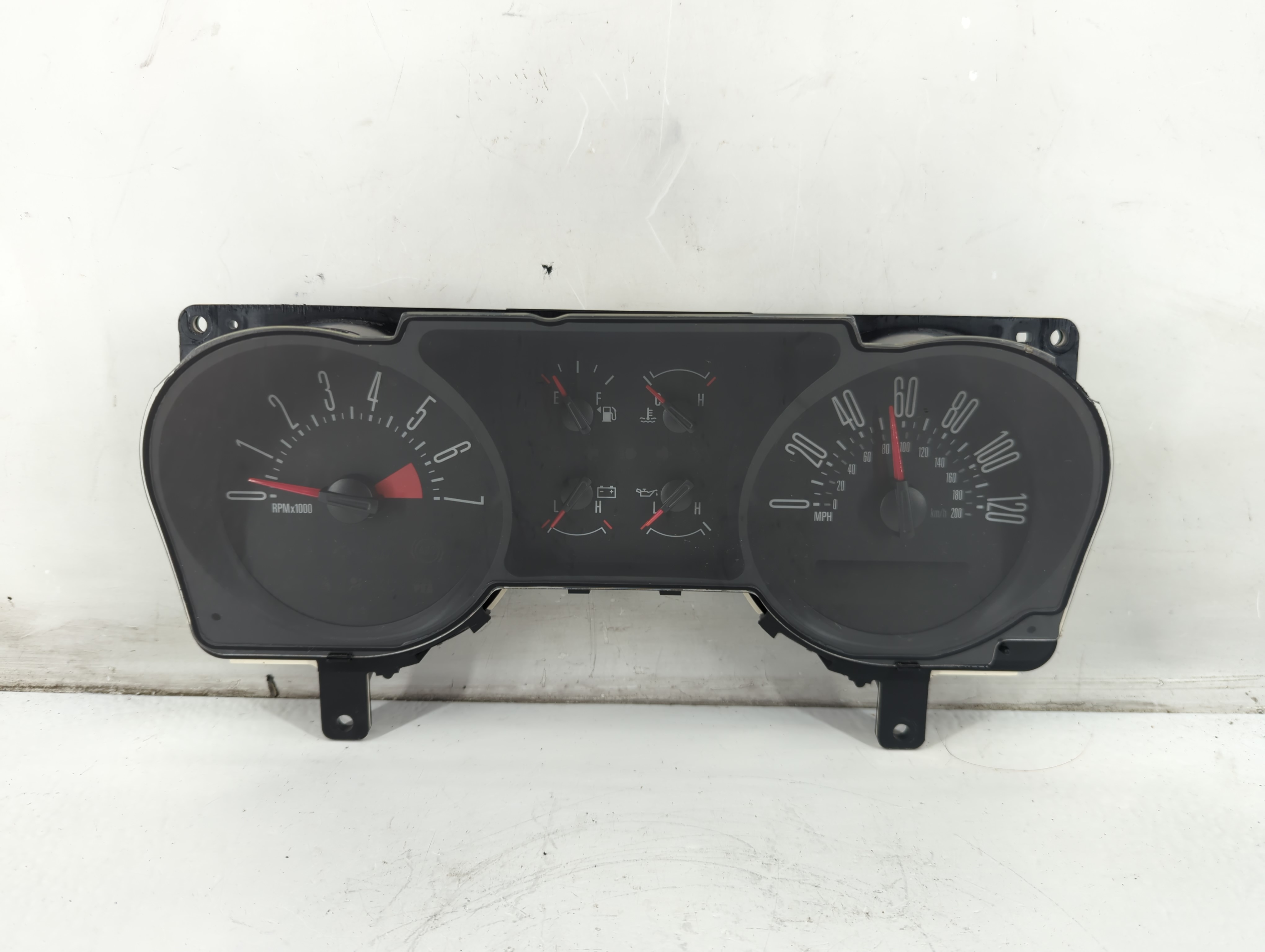 Picture of 2006-2006 Ford Mustang Speedometer Instrument Cluster Gauges 1096855