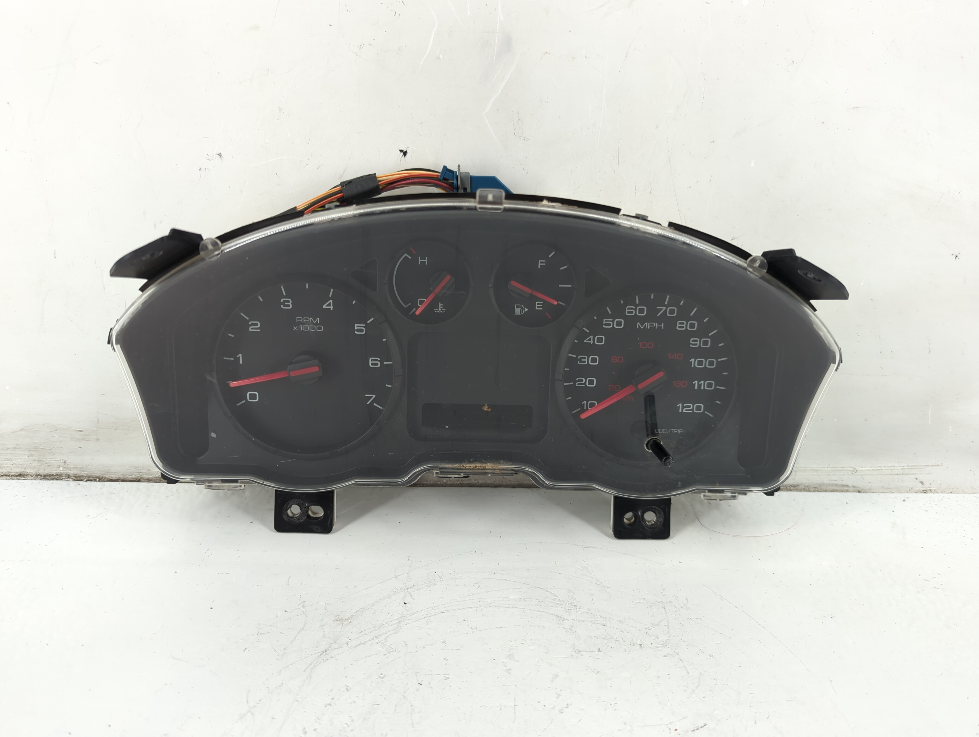 2006-2006 Ford Freestyle Speedometer Instrument Cluster Gauges 1096856 - Oemusedautoparts1.com