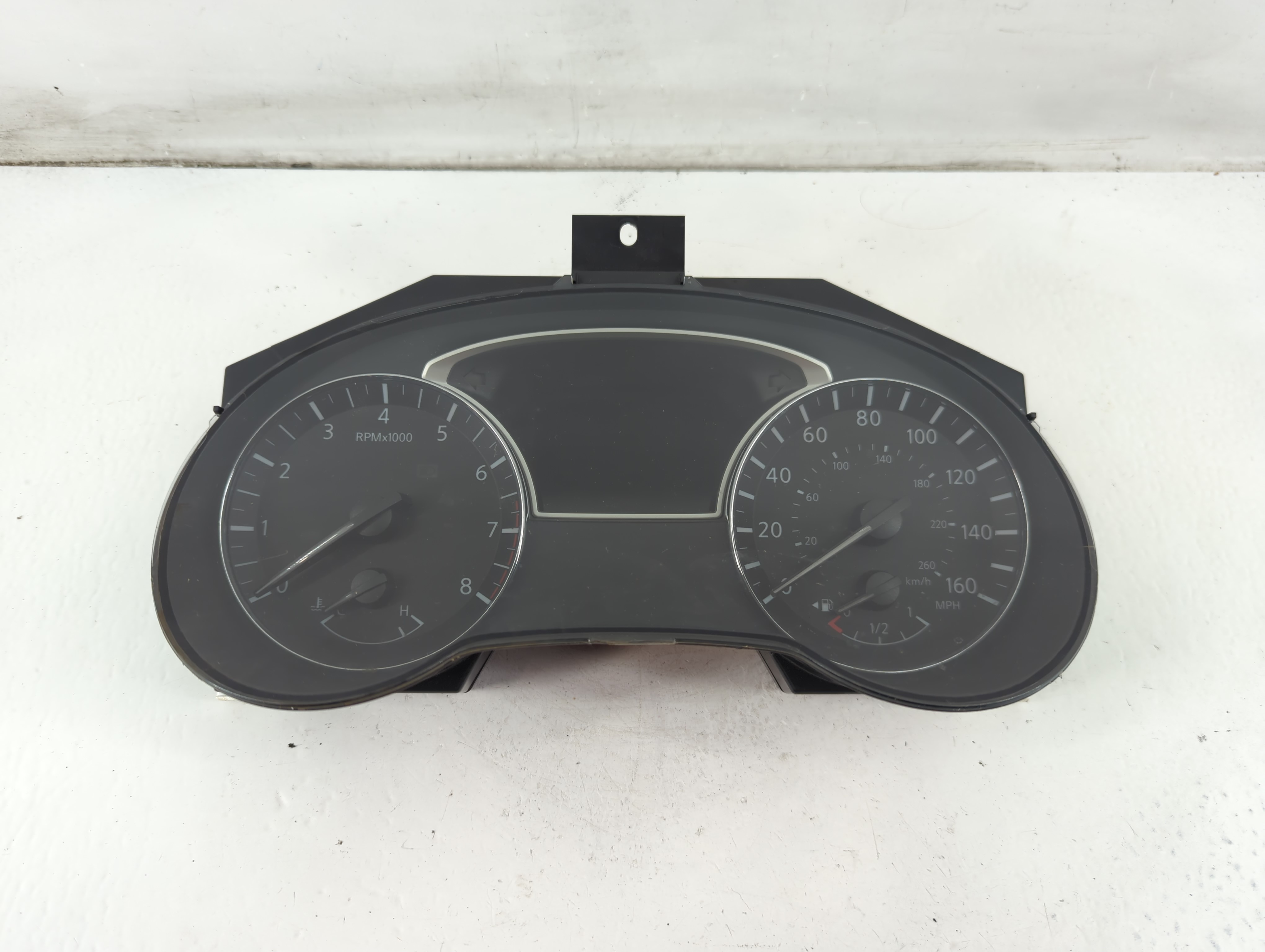 Picture of 2018-2018 Nissan Altima Speedometer Instrument Cluster Gauges 1096864