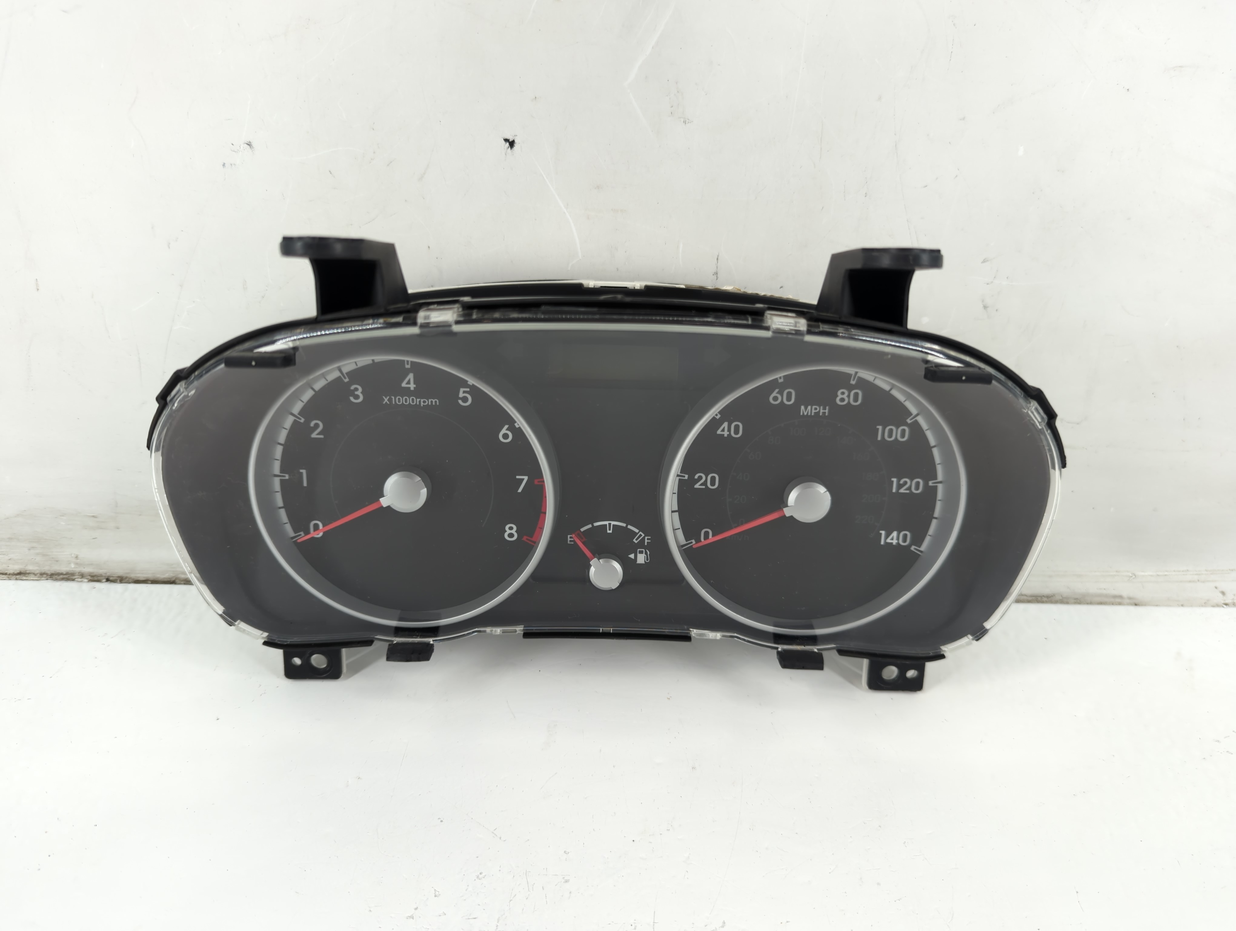 2010-2011 Hyundai Accent Speedometer Instrument Cluster Gauges 1096923 - Oemusedautoparts1.com