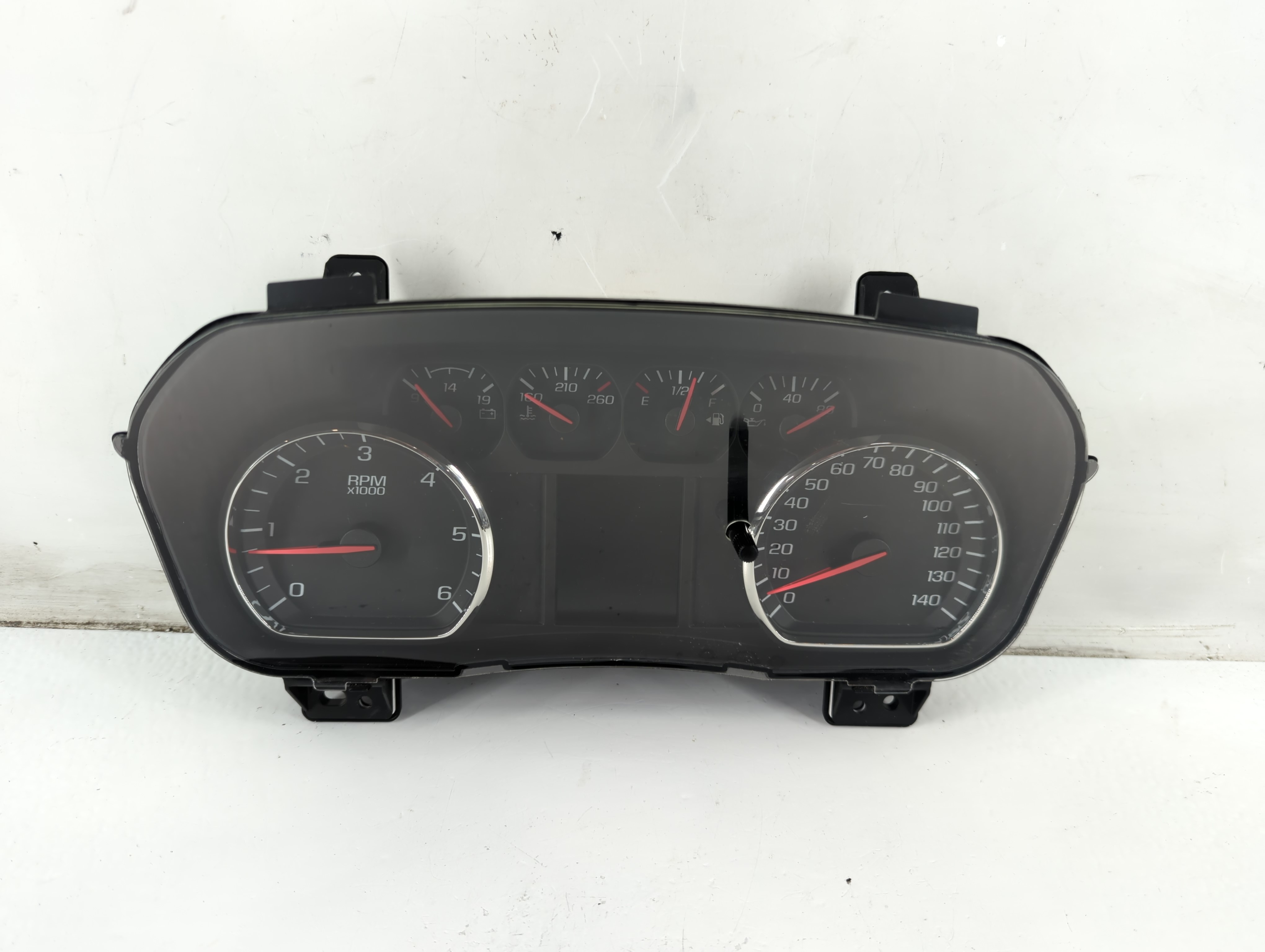 2014-2014 Chevrolet Silverado 1500 Speedometer Instrument Cluster Gauges 1096928 - Oemusedautoparts1.com