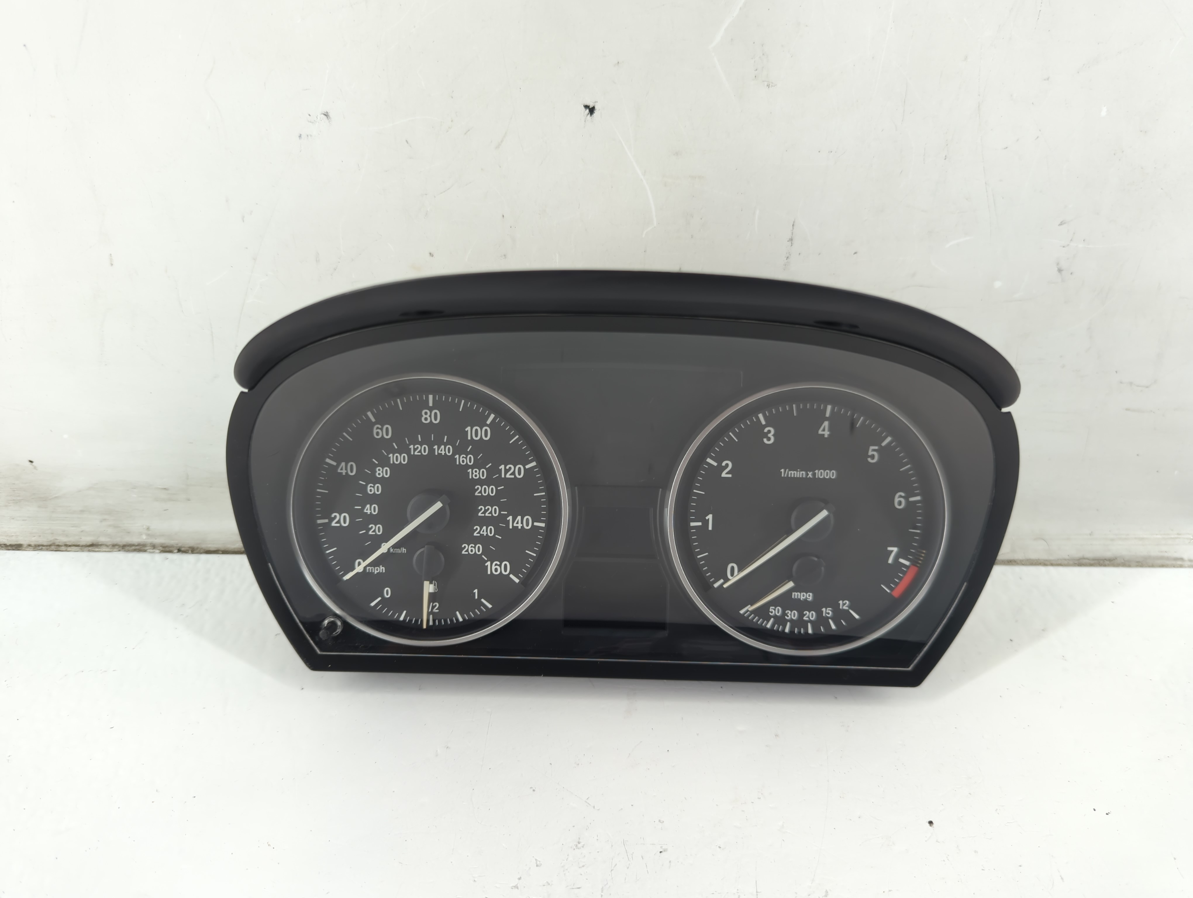 Picture of 2011-2011 Bmw 328i Speedometer Instrument Cluster Gauges 9187365-01 1096933