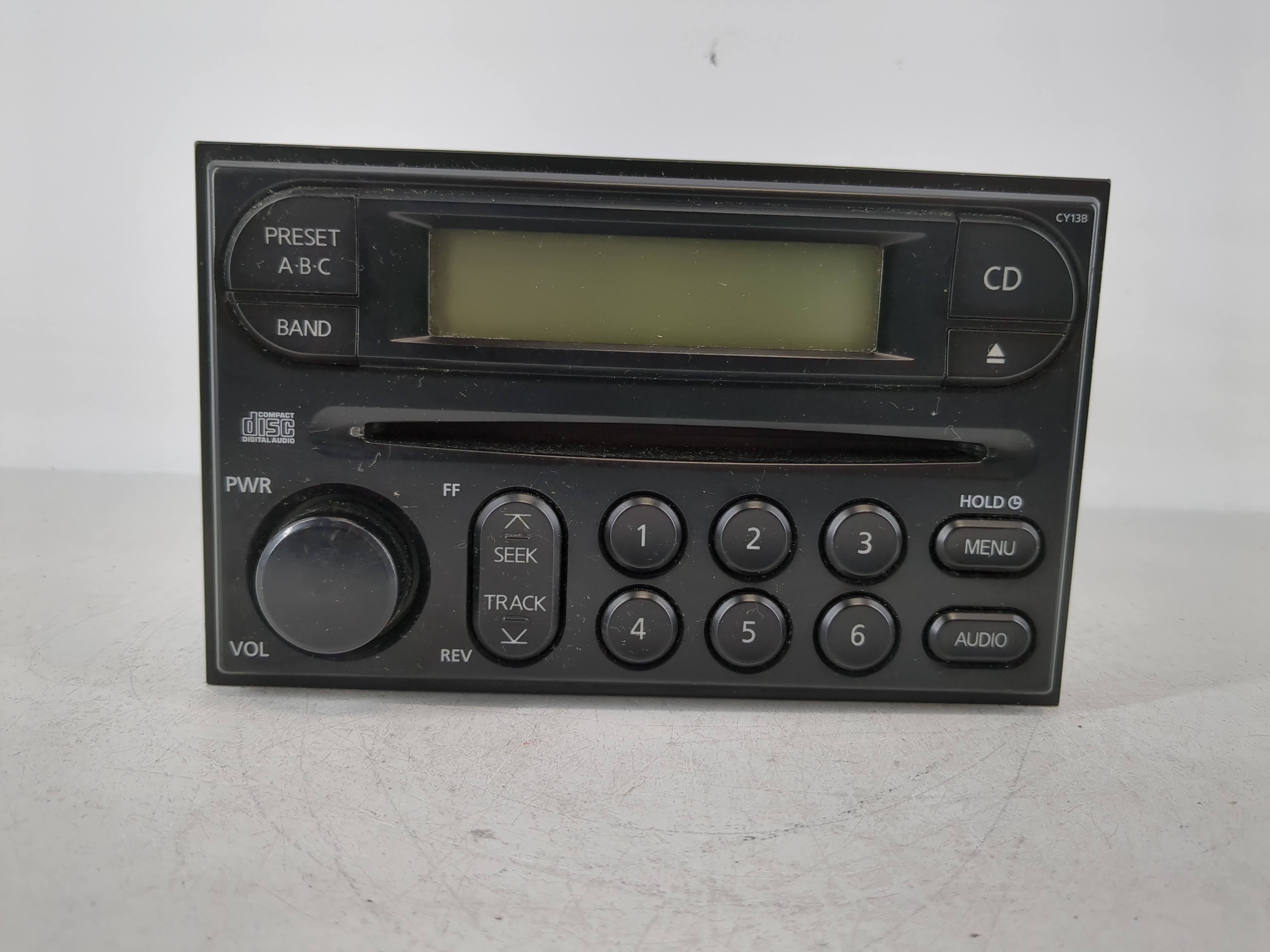 Picture of 2005-2007 Nissan Xterra Am Fm Cd Player Radio Receiver 1096950