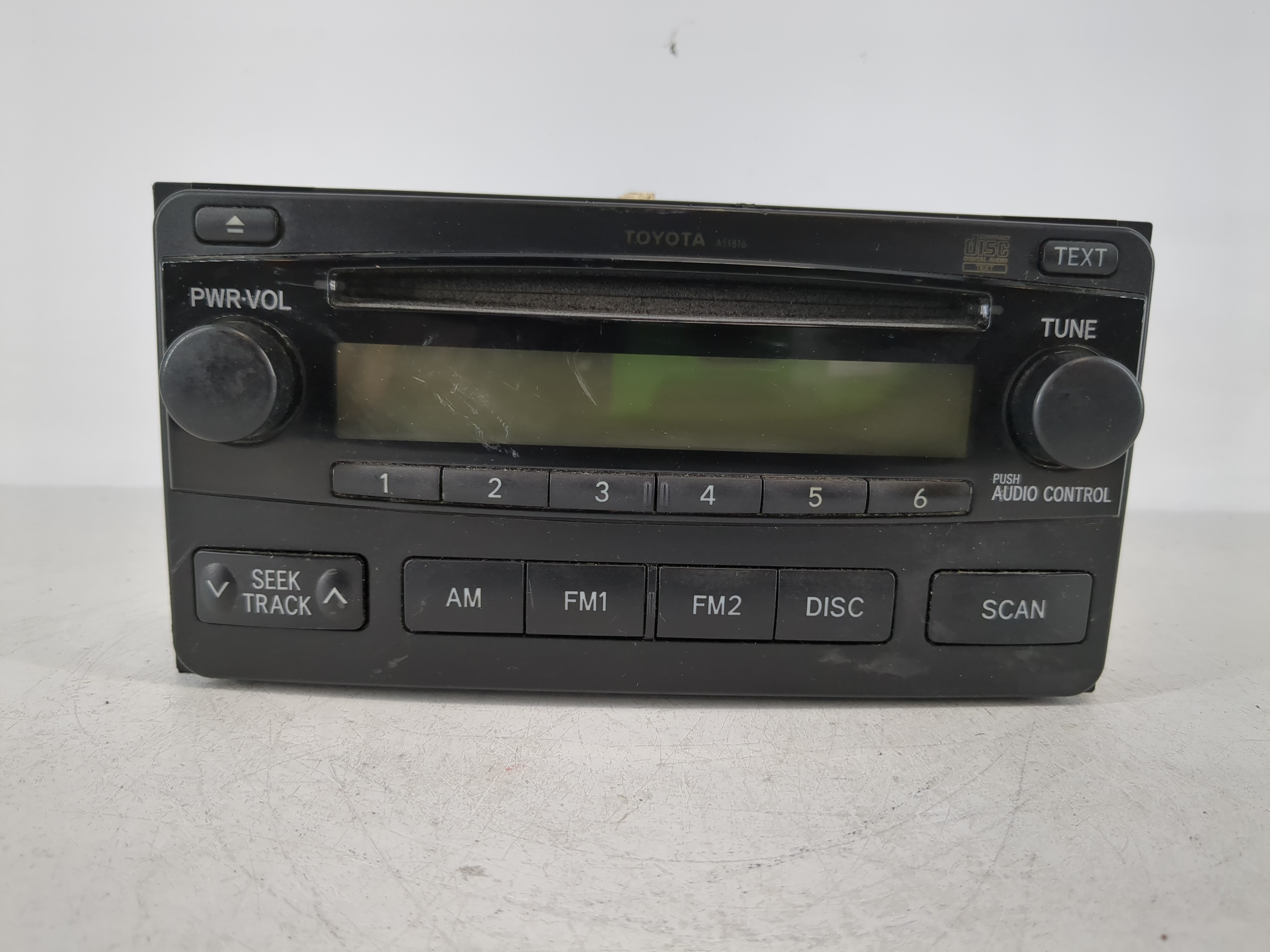2004-2008 Toyota Matrix Am Fm Cd Player Radio Receiver 1096954 - Oemusedautoparts1.com