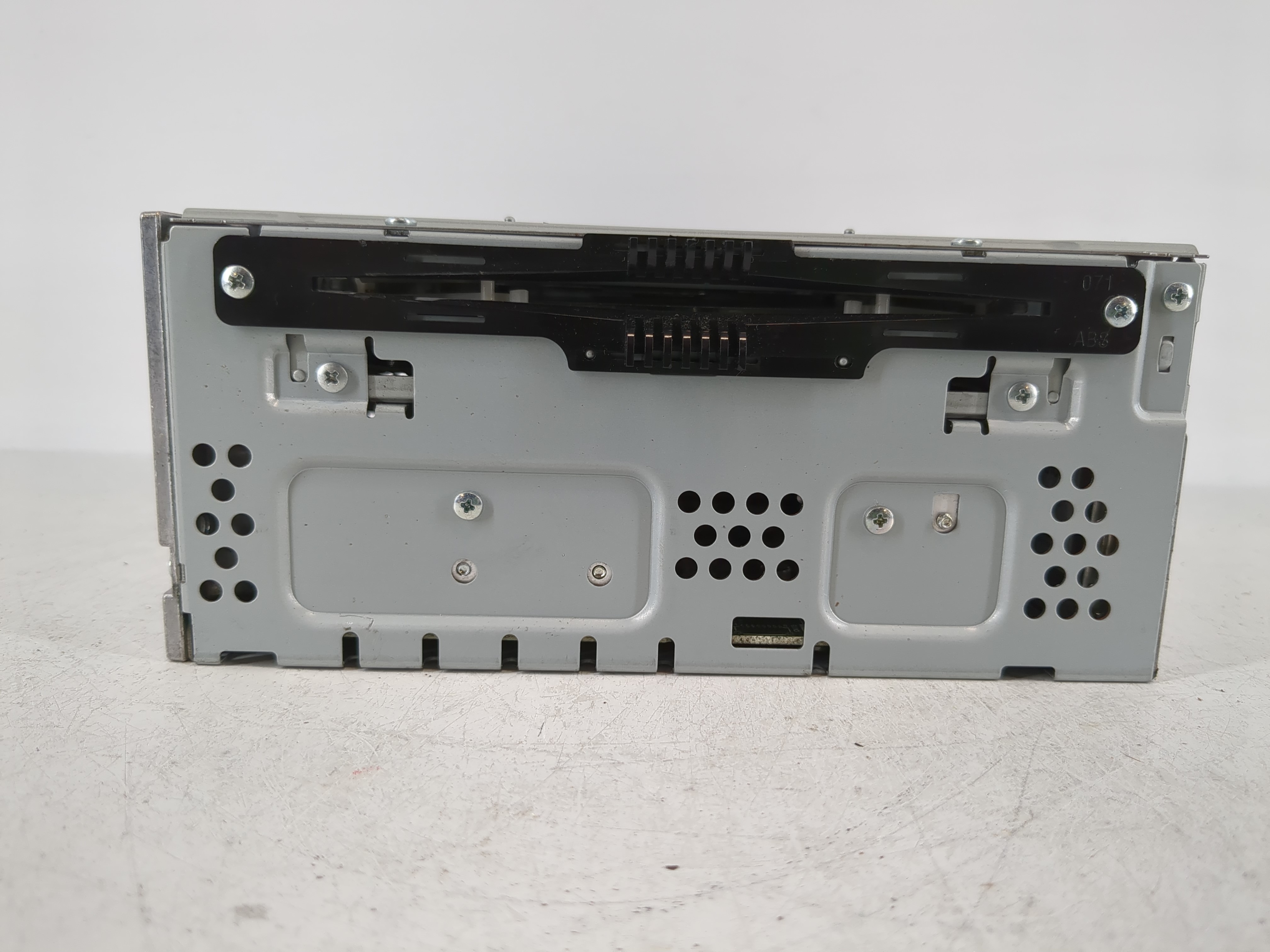 2013-2015 Ford Escape Am Fm Cd Player Radio Receiver 1096985 - Oemusedautoparts1.com