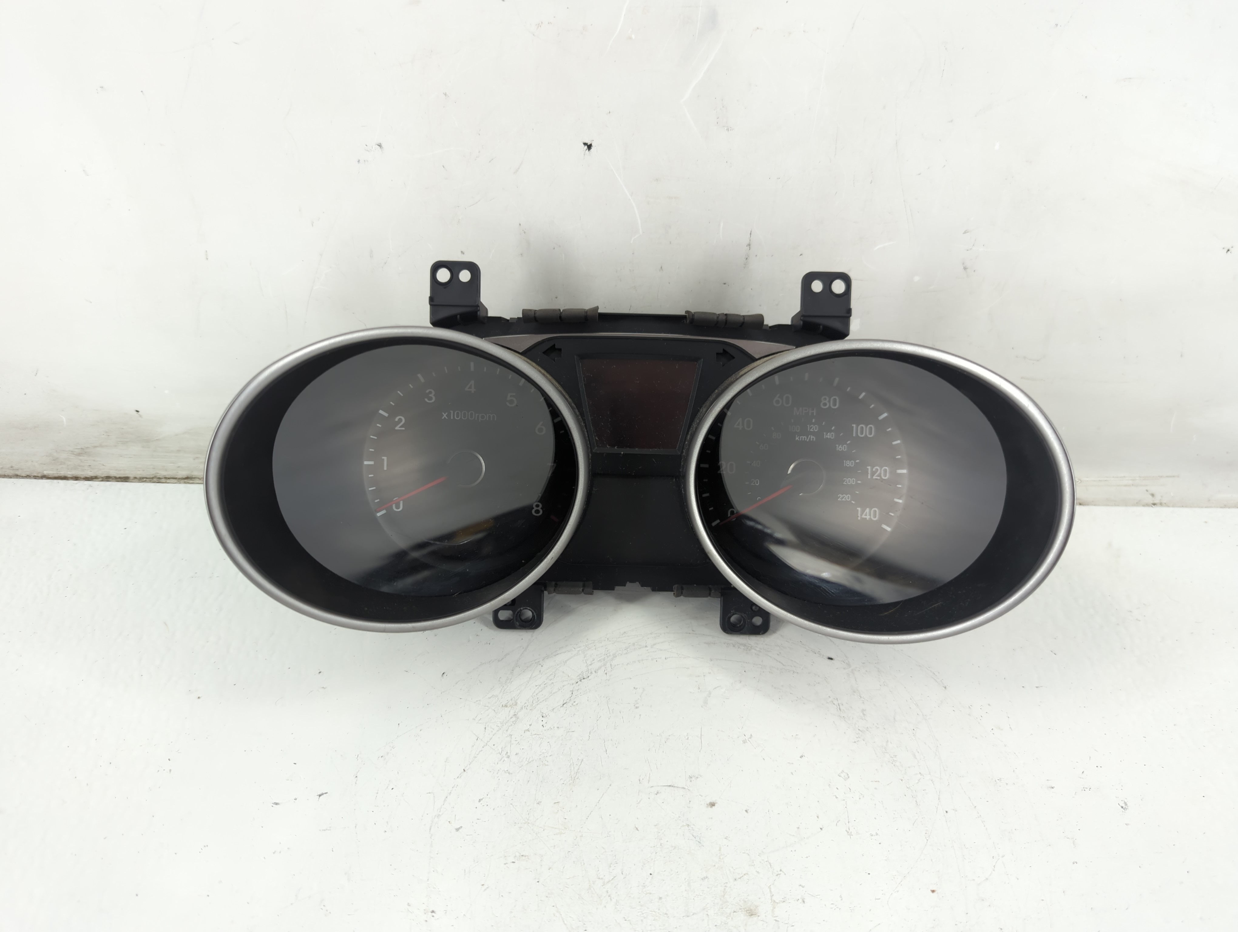 2010-2013 Hyundai Tucson Speedometer Instrument Cluster Gauges 1097003 - Oemusedautoparts1.com