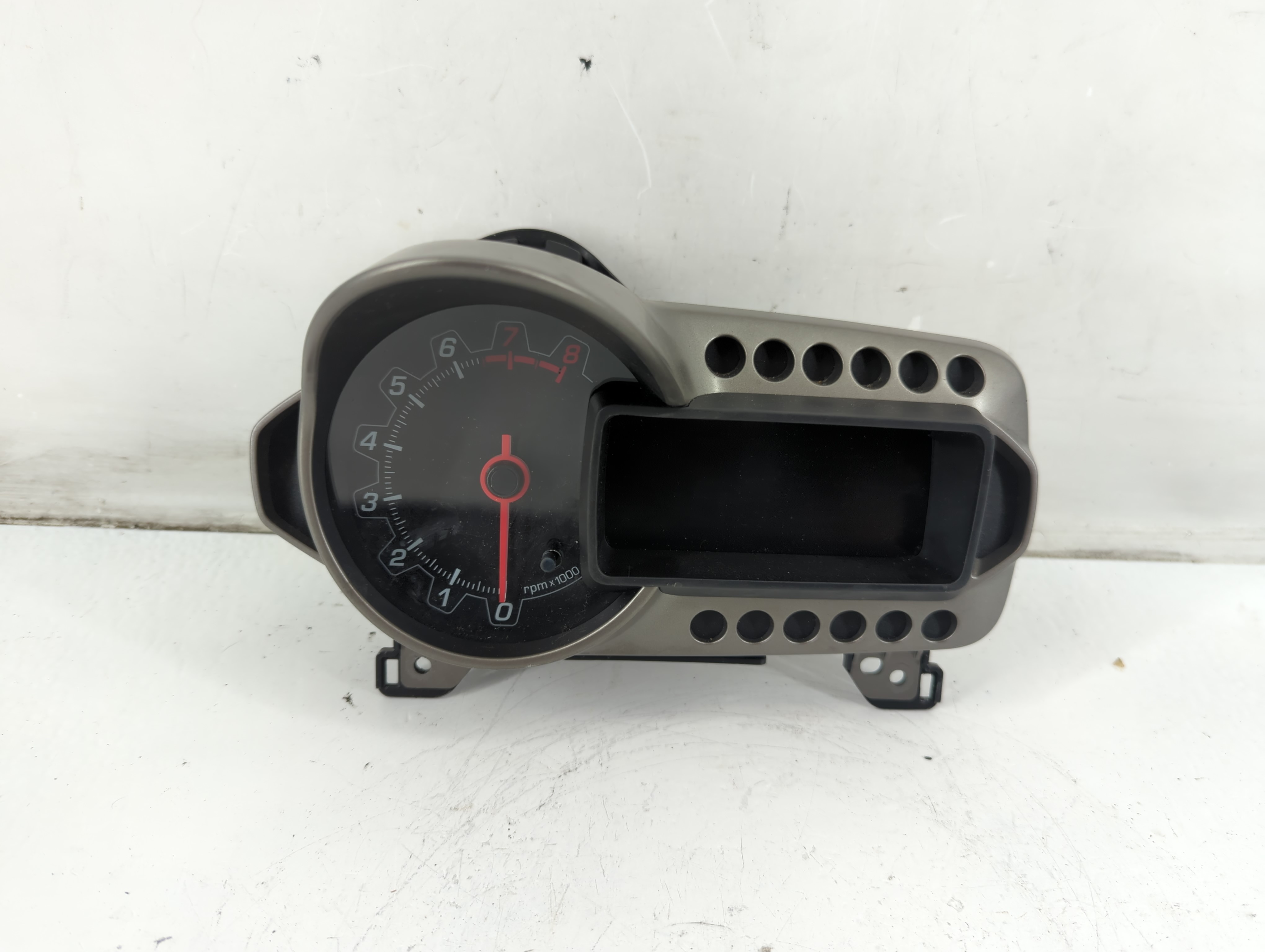 Picture of 2015-2015 Chevrolet Sonic Speedometer Instrument Cluster Gauges 95271786 1097004