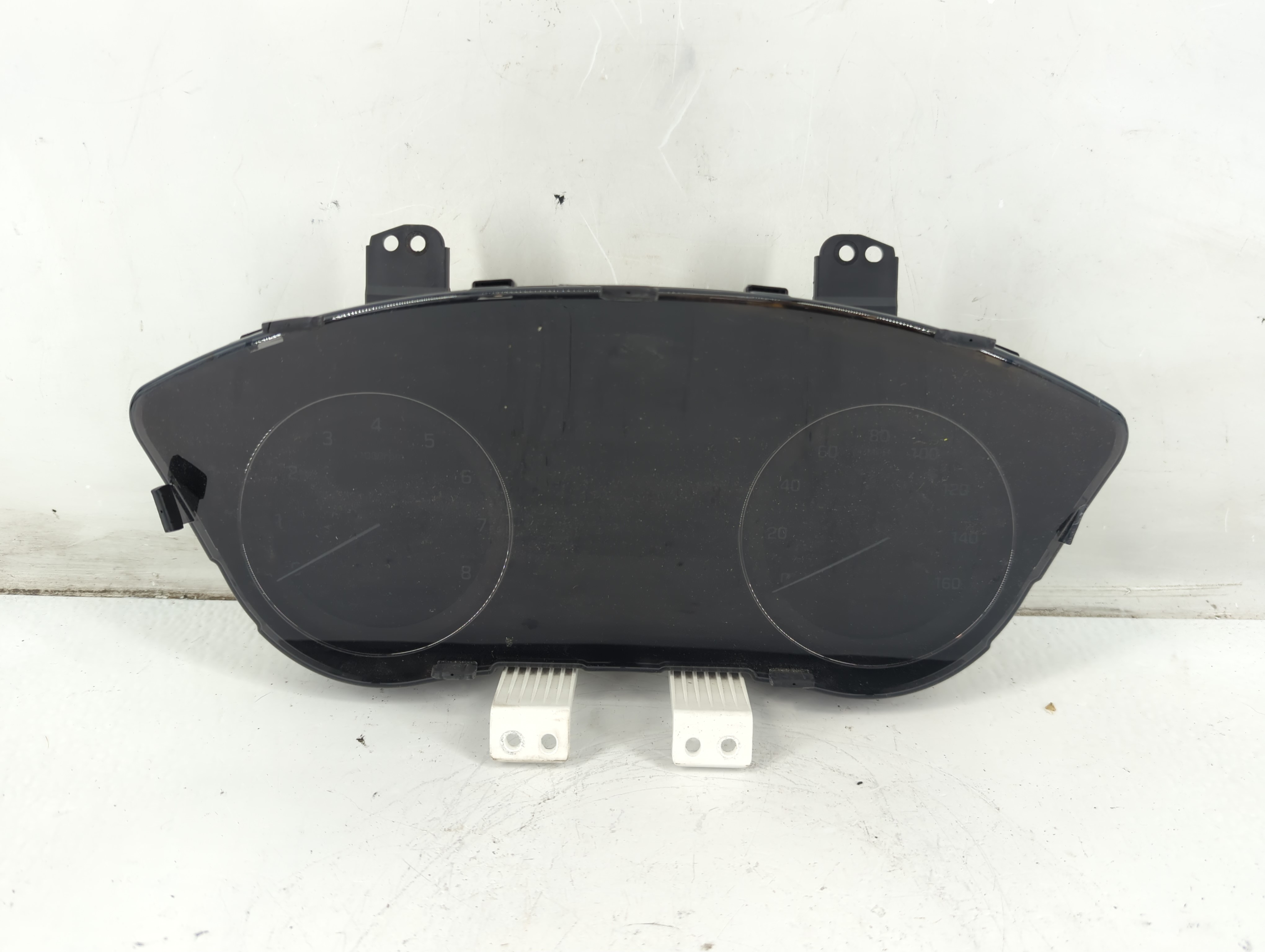 2016-2016 Hyundai Genesis Speedometer Instrument Cluster Gauges 1097028 - Oemusedautoparts1.com