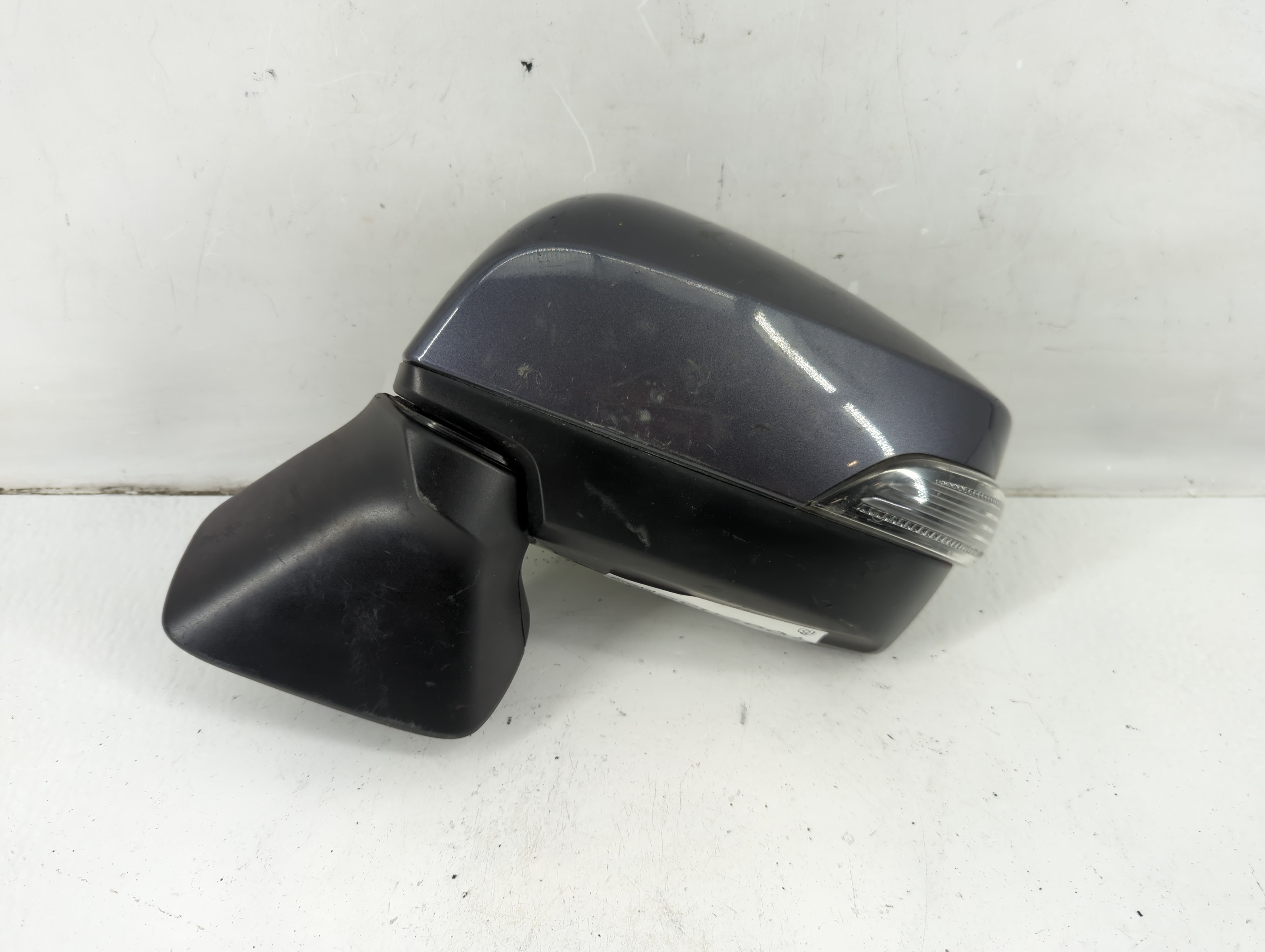 2015-2017 Subaru Legacy Driver Left Side View Power Door Mirror 1097032 - Oemusedautoparts1.com