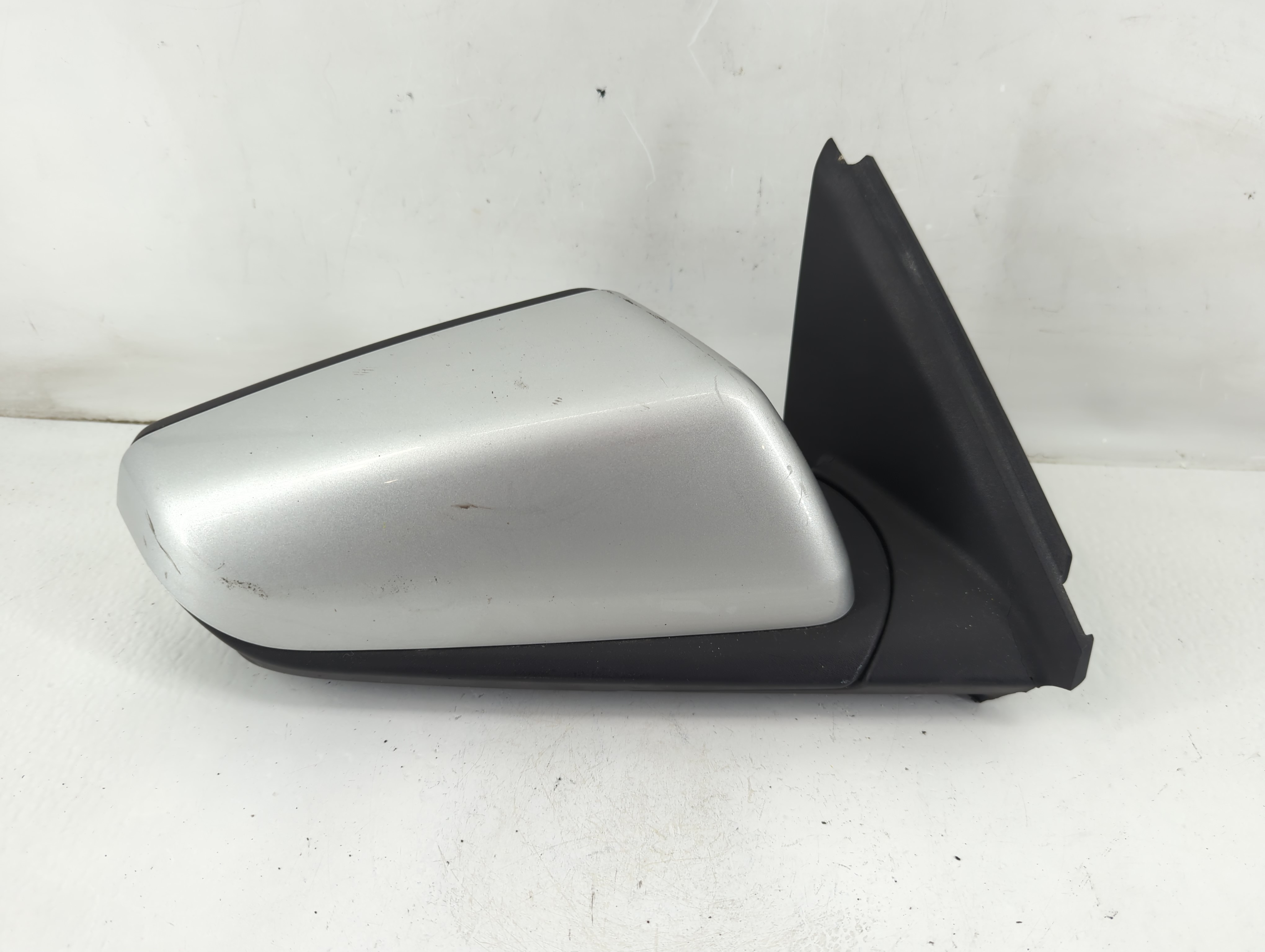 Picture of 2018-2022 Gmc Terrain Passenger Right Side View Power Door Mirror Silver 1097044