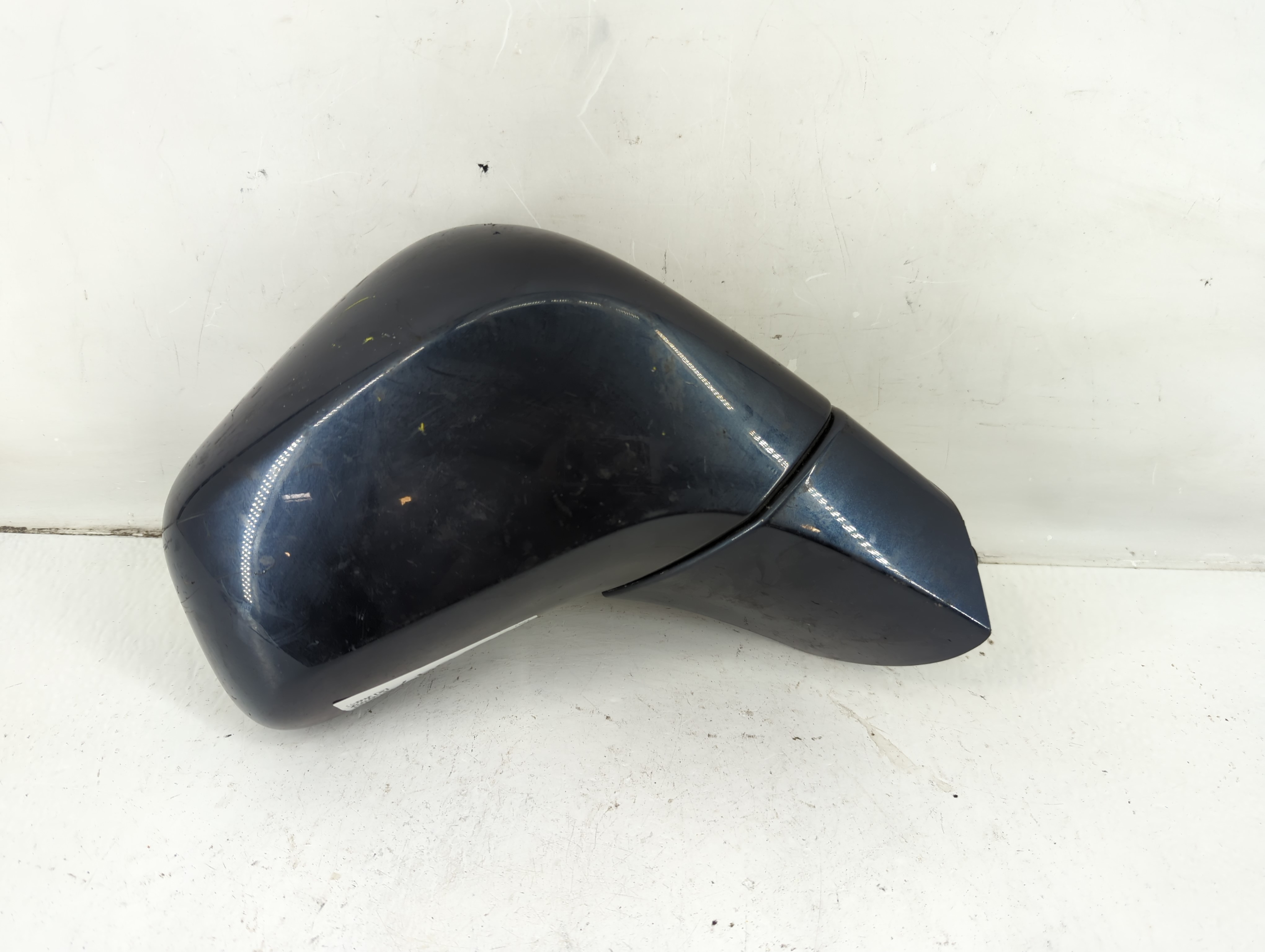 2017-2020 Chevrolet Trax Passenger Right Side View Power Door Mirror 1097047 - Oemusedautoparts1.com