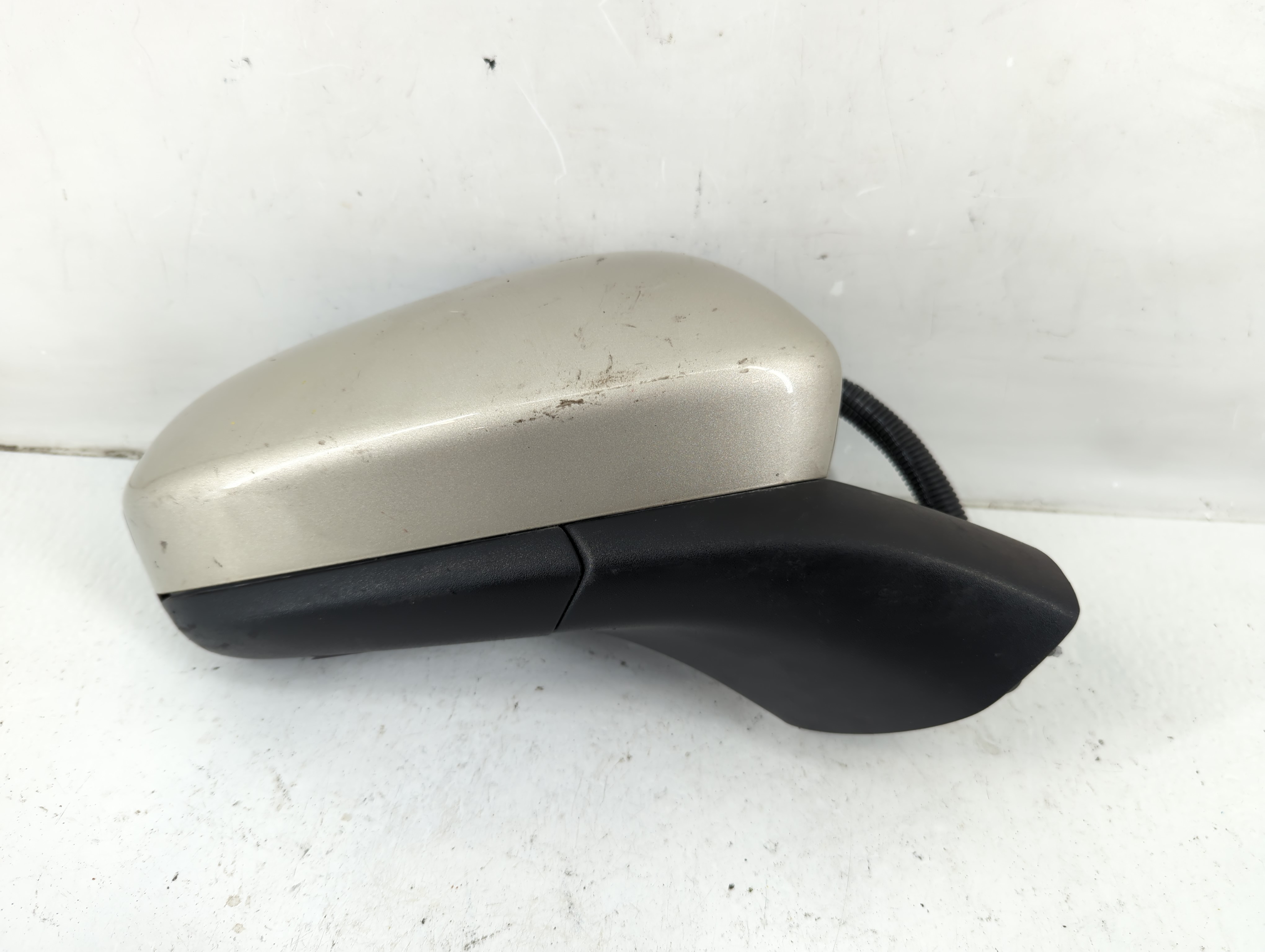 2019-2020 Ford Fusion Passenger Right Side View Power Door Mirror Beige 1097050 - Oemusedautoparts1.com
