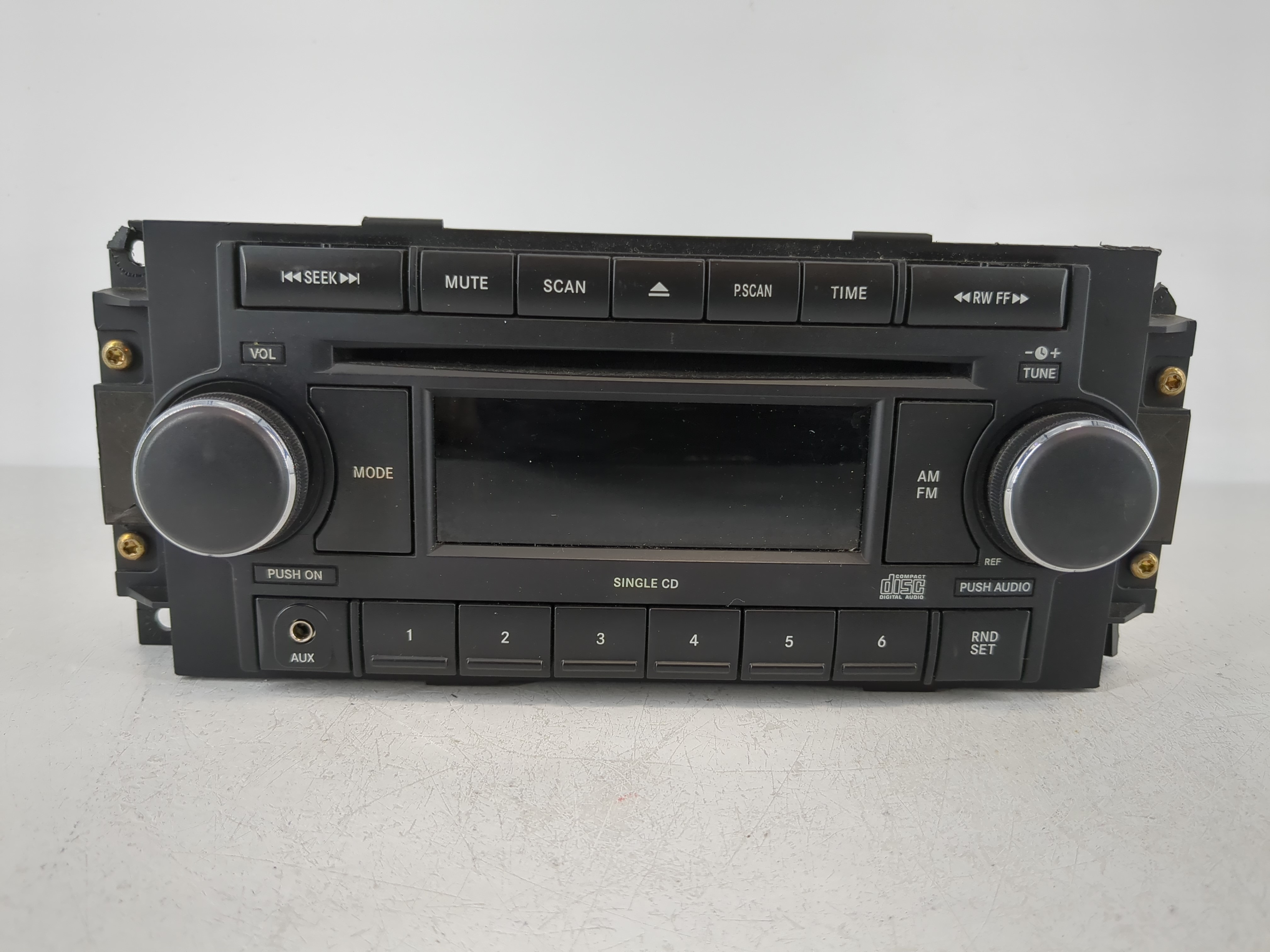 2006-2008 Dodge Ram 1500 Am Fm Cd Player Radio Receiver 1097059 - Oemusedautoparts1.com