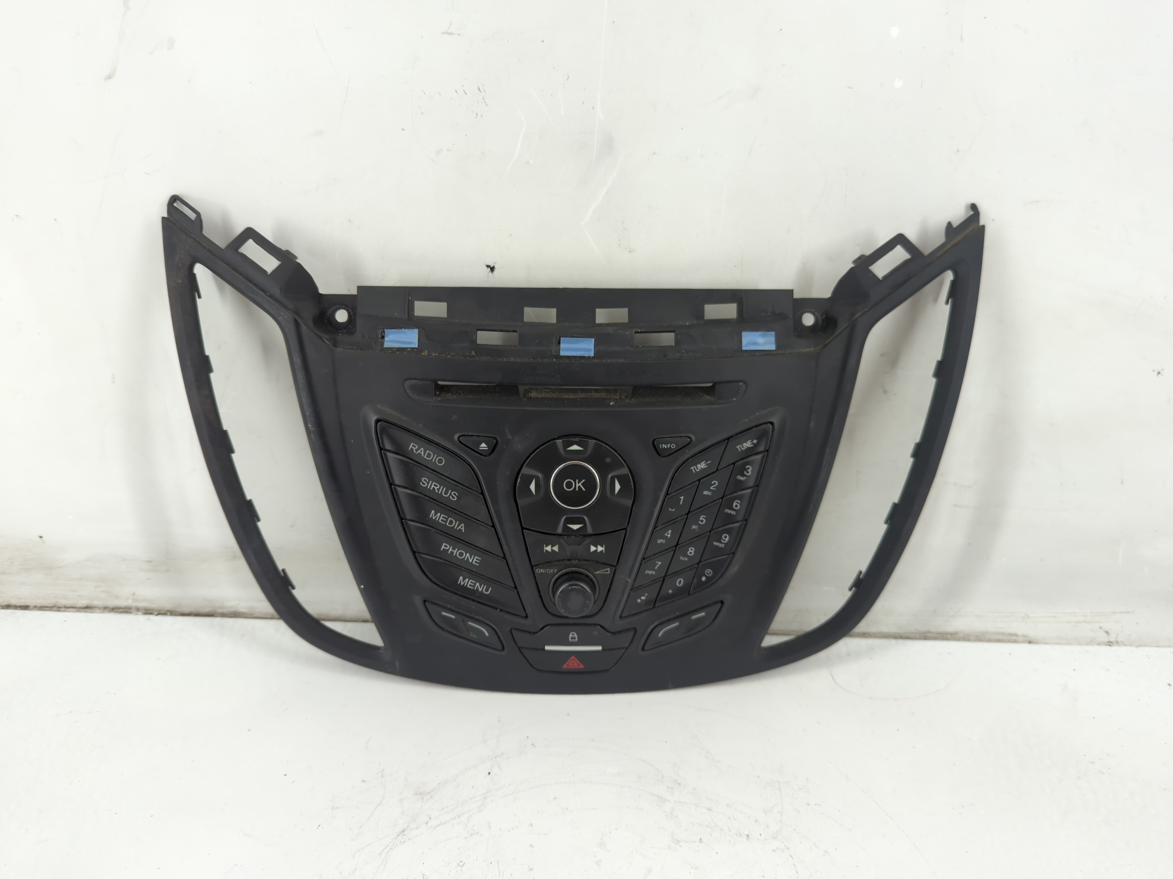 2013-2016 Ford Escape Am Fm Cd Player Radio Receiver 1097082 - Oemusedautoparts1.com
