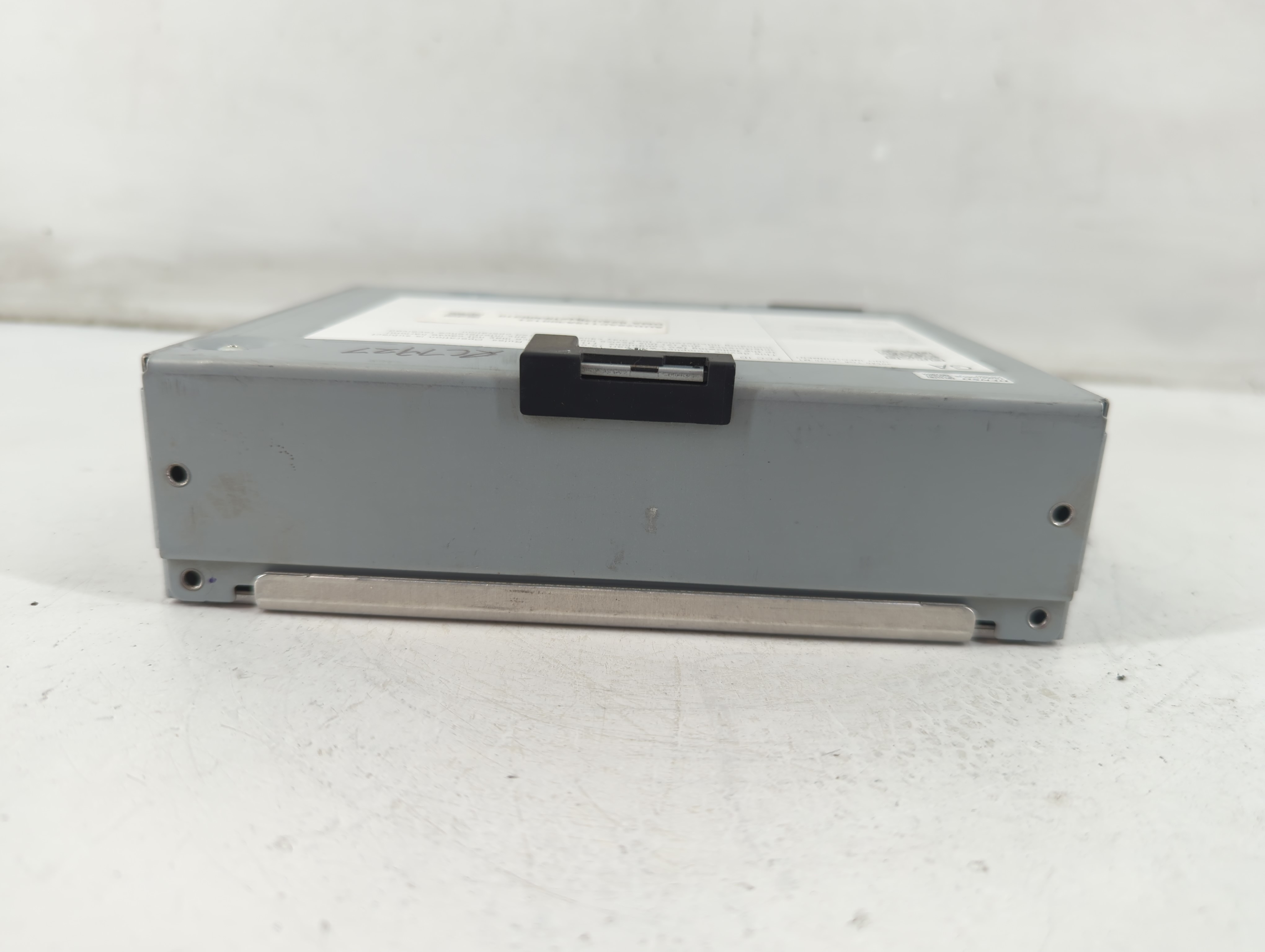 Picture of 2020-2020 Honda Pilot Am Fm Cd Player Radio Receiver 1097118