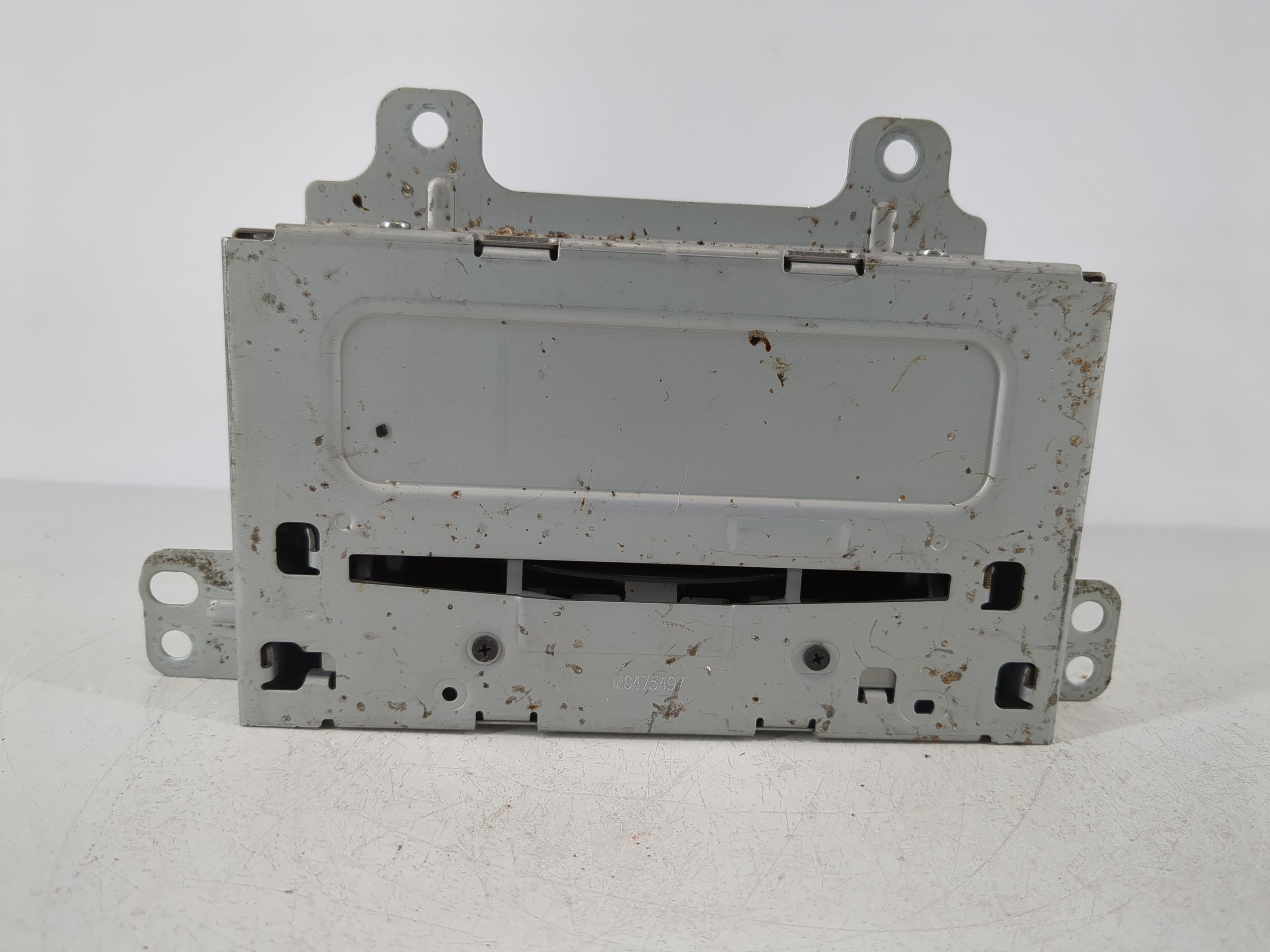 2014-2016 Chevrolet Cruze Am Fm Cd Player Radio Receiver 1097124 - Oemusedautoparts1.com