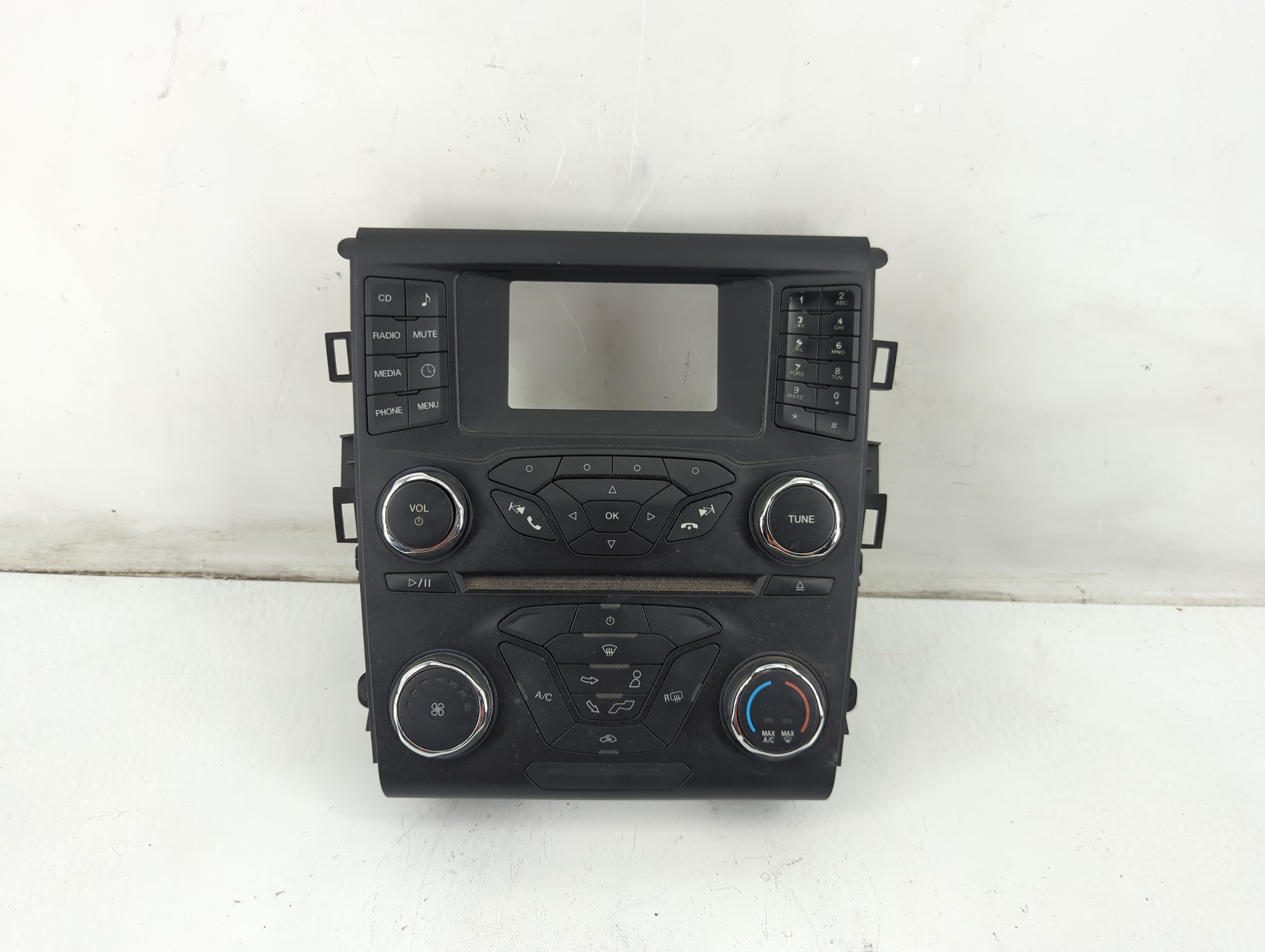 2014-2014 Ford Fusion Am Fm Cd Player Radio Receiver 1097143 - Oemusedautoparts1.com