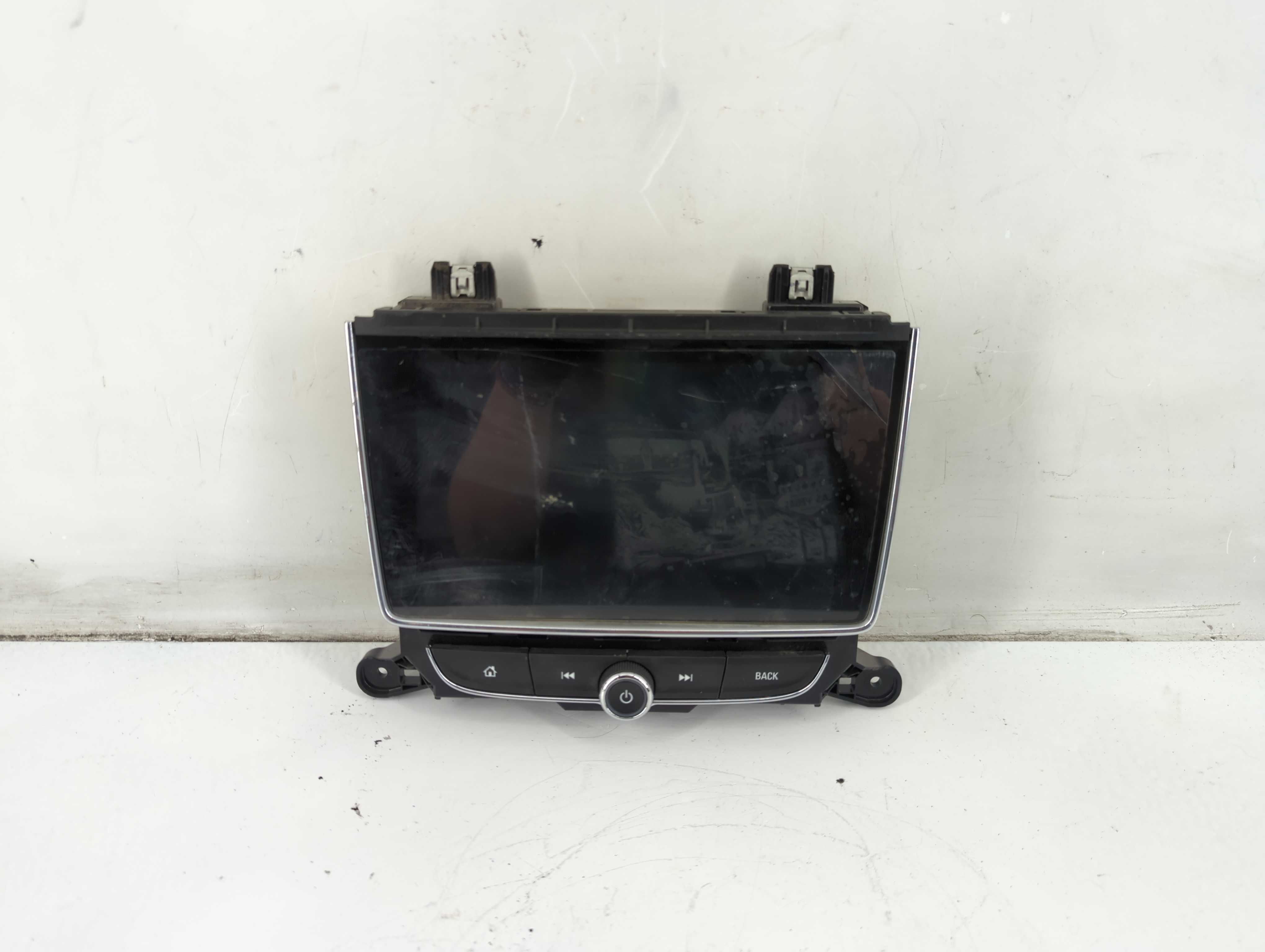 Picture of 2017-2021 Buick Encore Am Fm Cd Player Radio Receiver 1097181