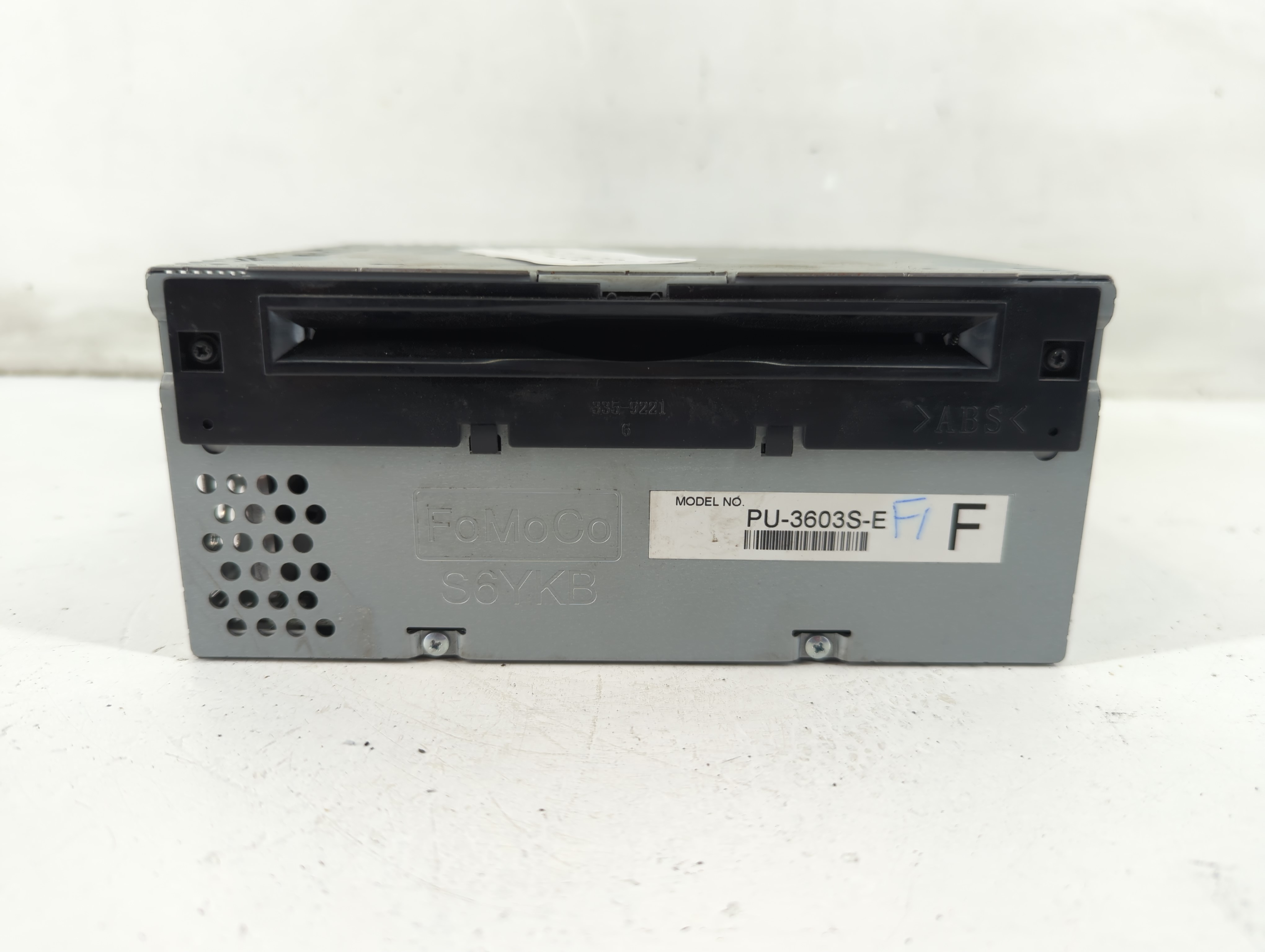 2016-2016 Ford Mustang Am Fm Cd Player Radio Receiver 1097194 - Oemusedautoparts1.com