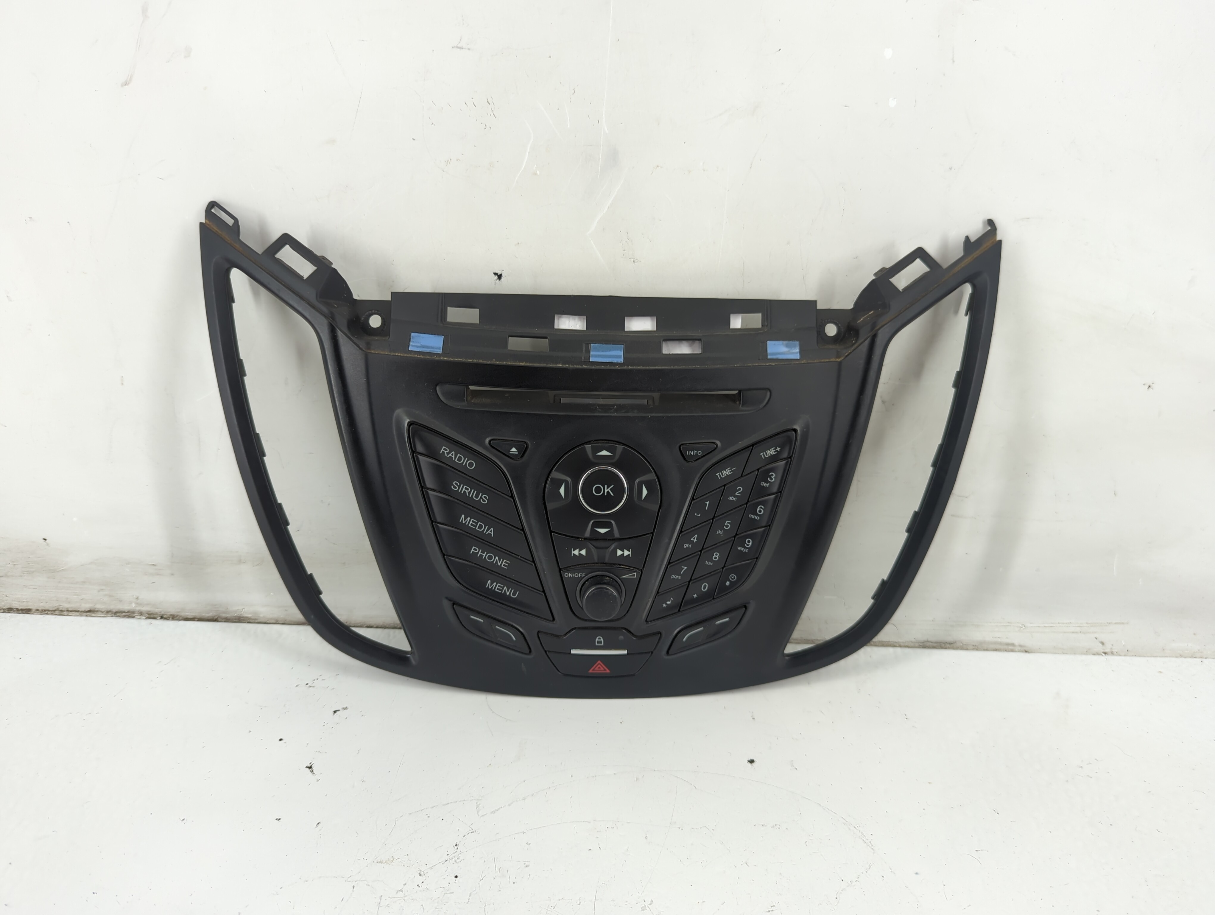2013-2016 Ford Escape Am Fm Cd Player Radio Receiver 1097200 - Oemusedautoparts1.com
