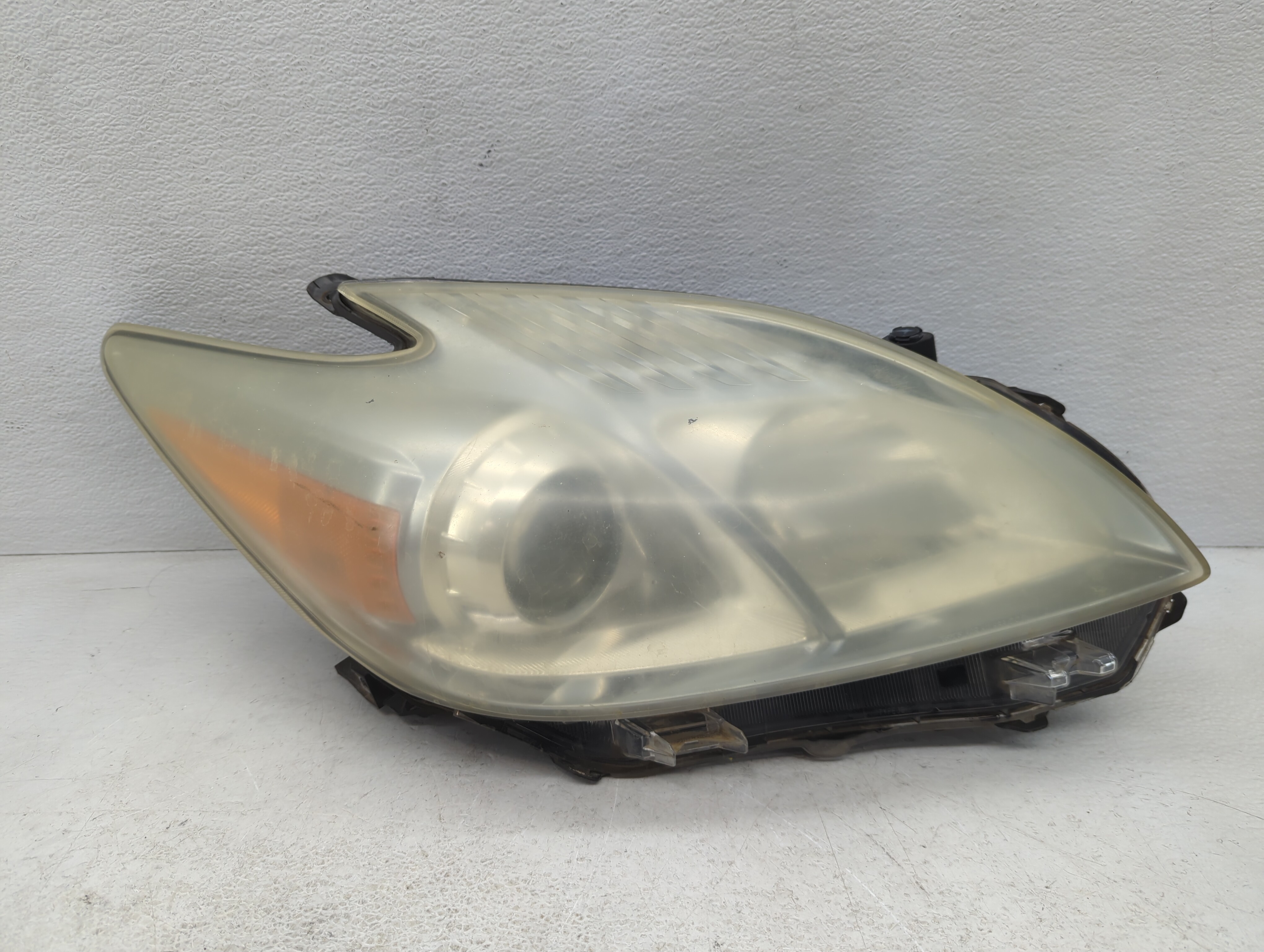 Picture of 2010-2011 Toyota Prius Passenger Right Oem Head Light Headlight Lamp 1097215
