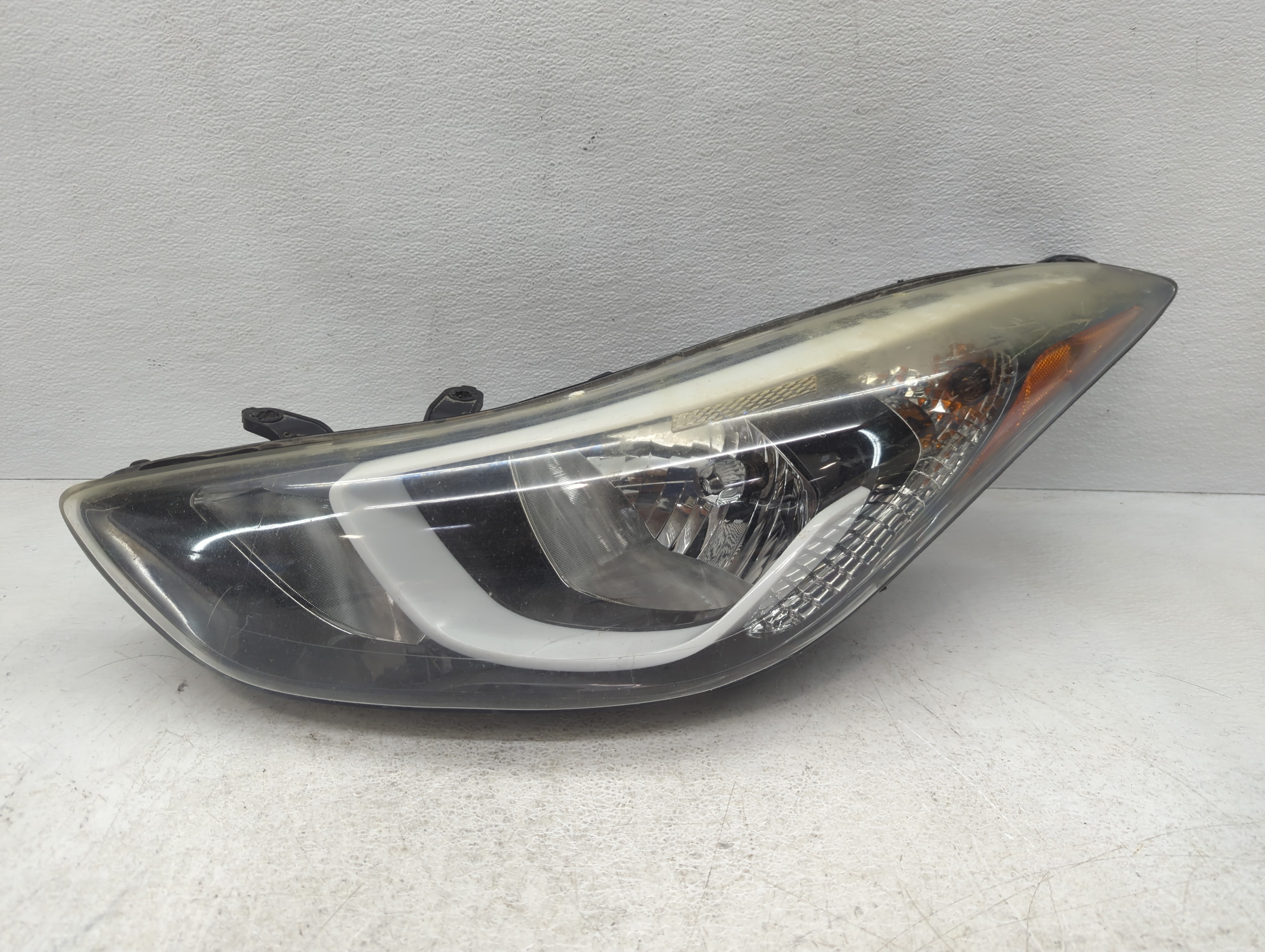 2014-2016 Hyundai Elantra Driver Left Oem Head Light Headlight Lamp 1097229 - Oemusedautoparts1.com
