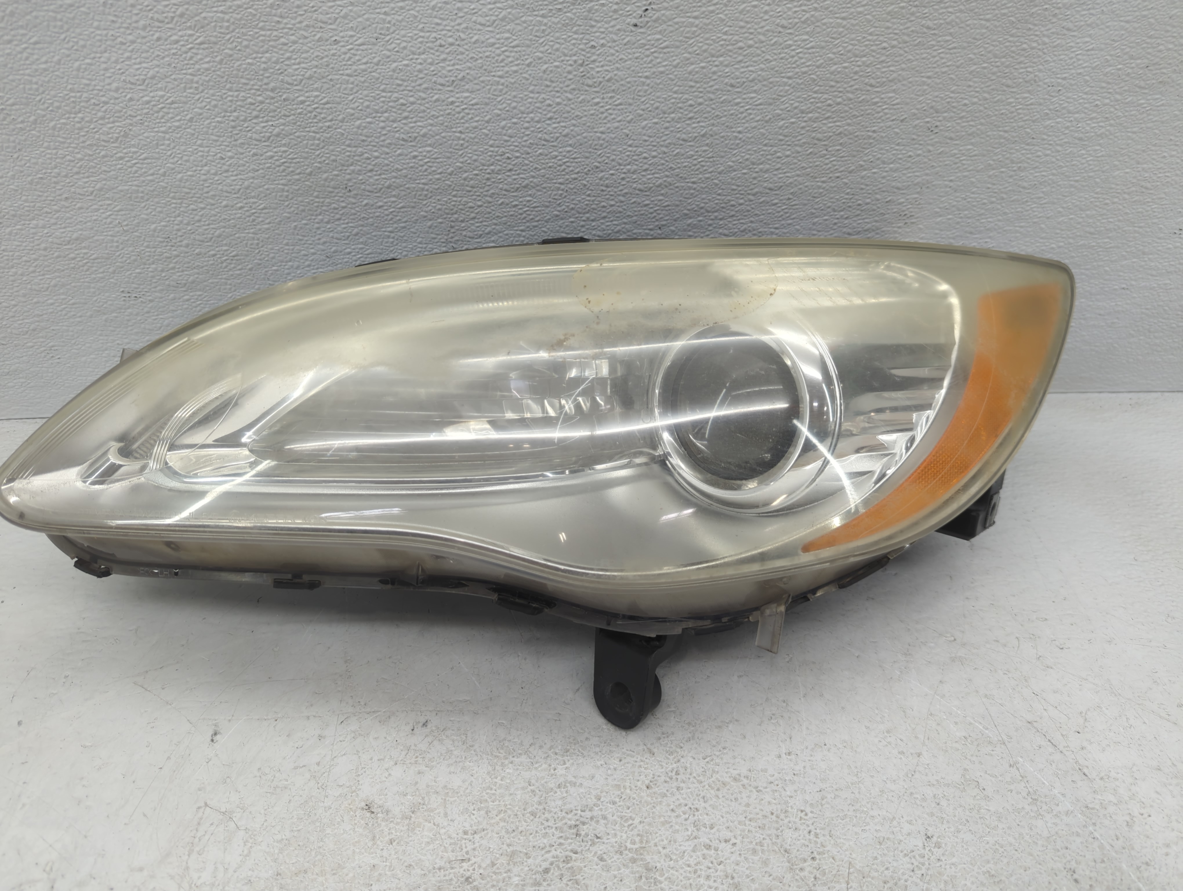 2011-2014 Chrysler 200 Driver Left Oem Head Light Headlight Lamp 1097233 - Oemusedautoparts1.com