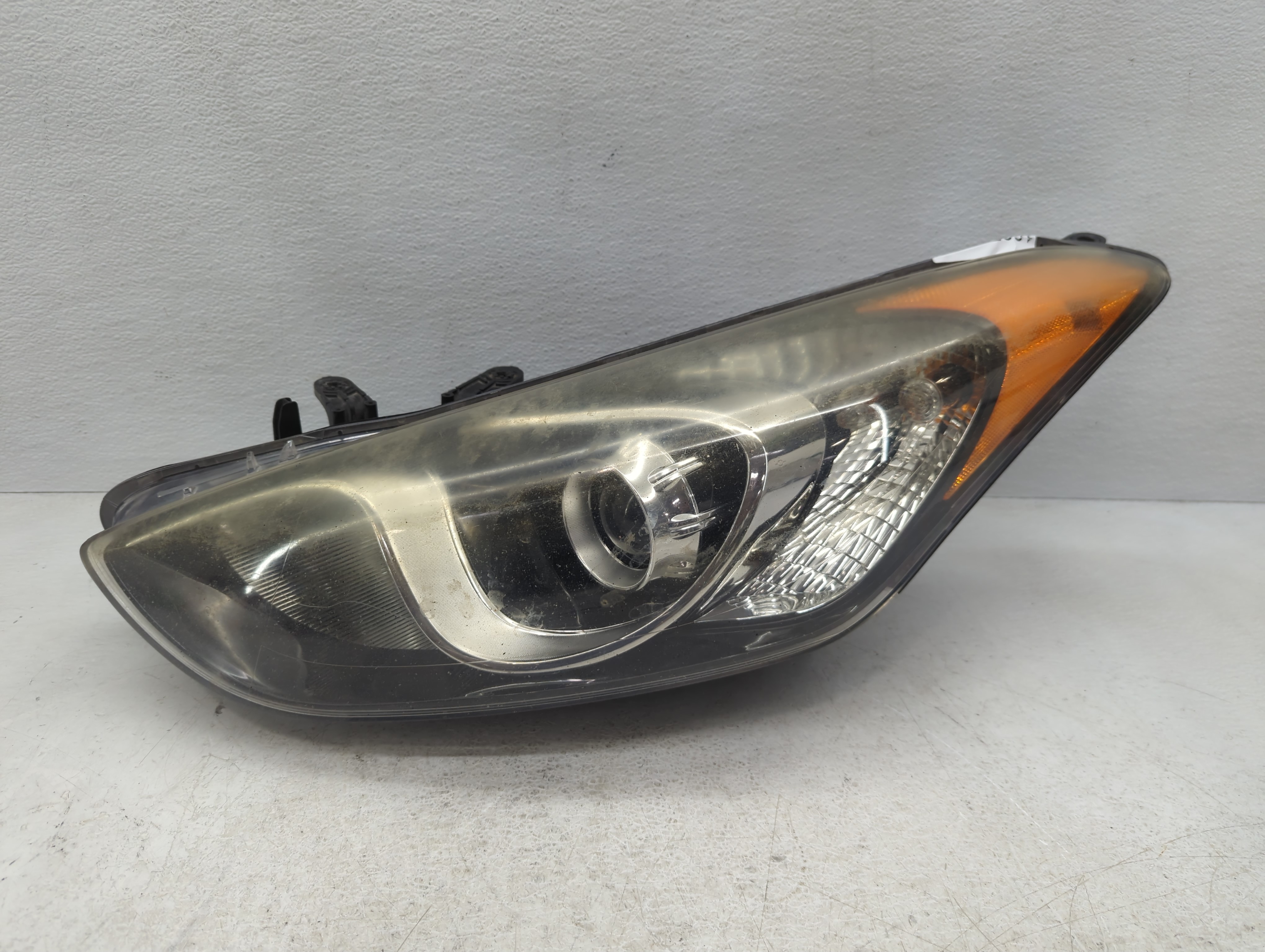 Hyundai Elantra Driver Left Oem Head Light Headlight Lamp 1097237 - Oemusedautoparts1.com