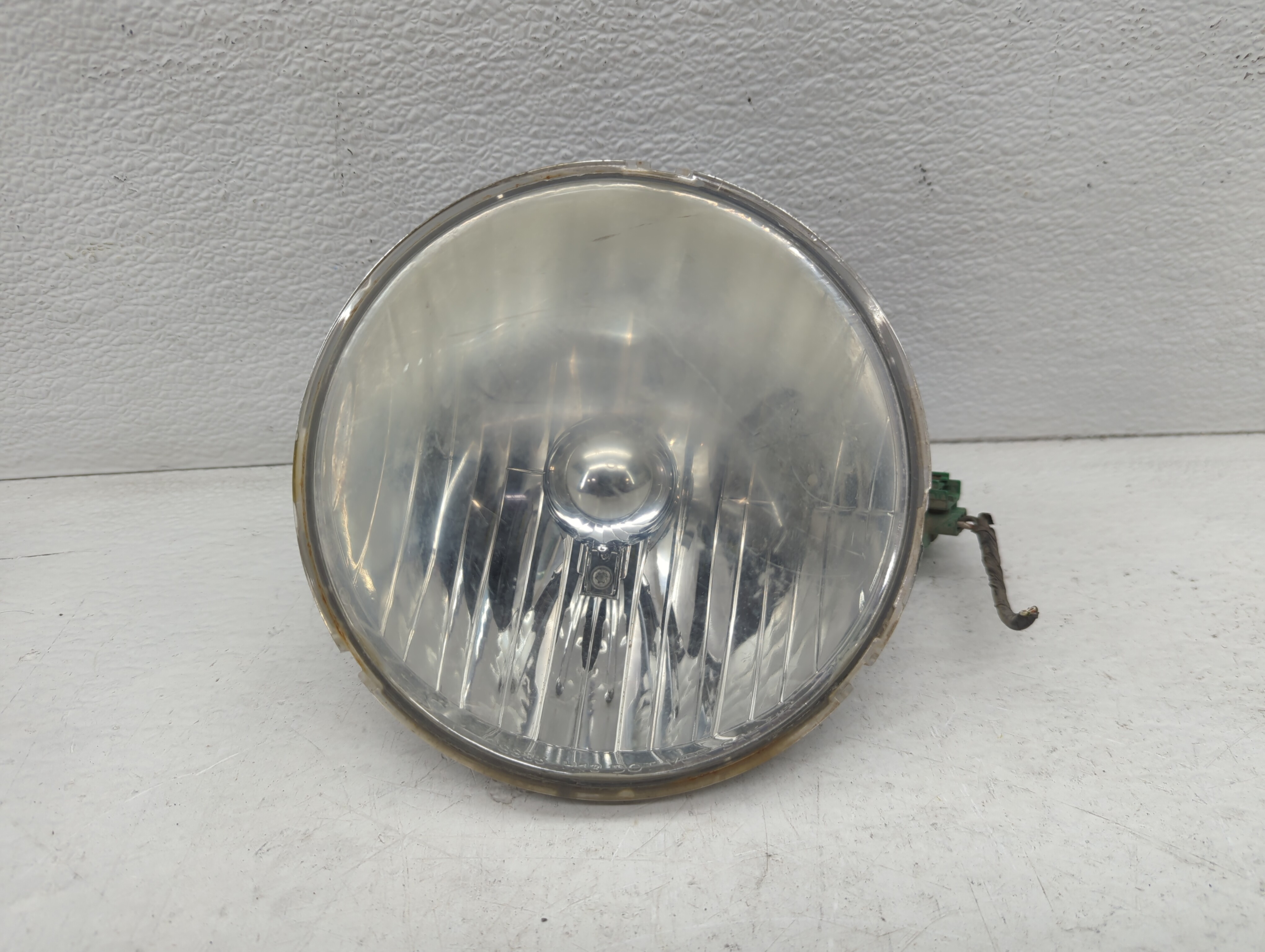 2007-2018 Jeep Wrangler Passenger Right Oem Head Light Headlight Lamp 1097248 - Oemusedautoparts1.com