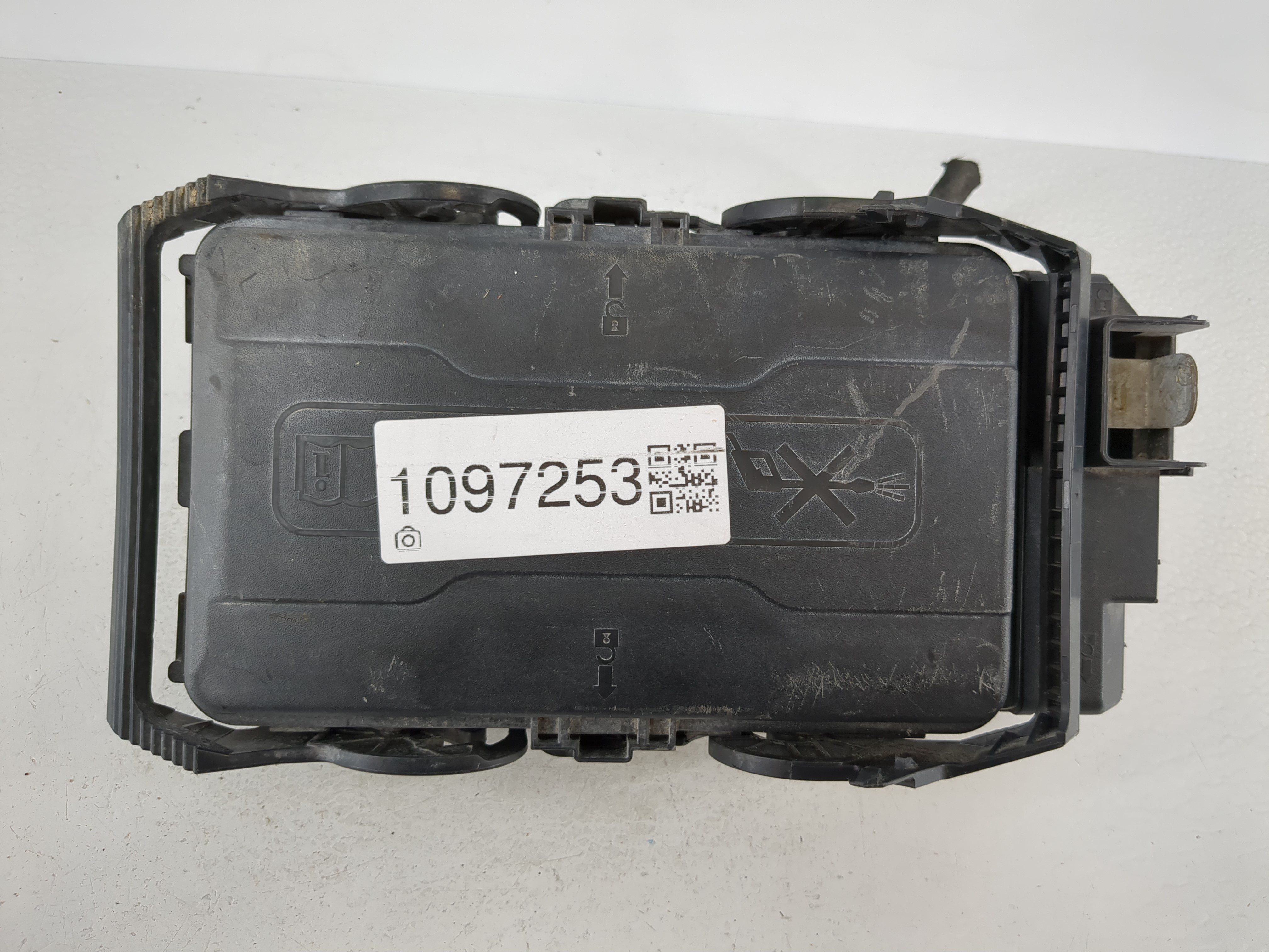 2019-2021 Chevrolet Malibu Fusebox Fuse Box Relay Module 84586305 1097253 - Oemusedautoparts1.com