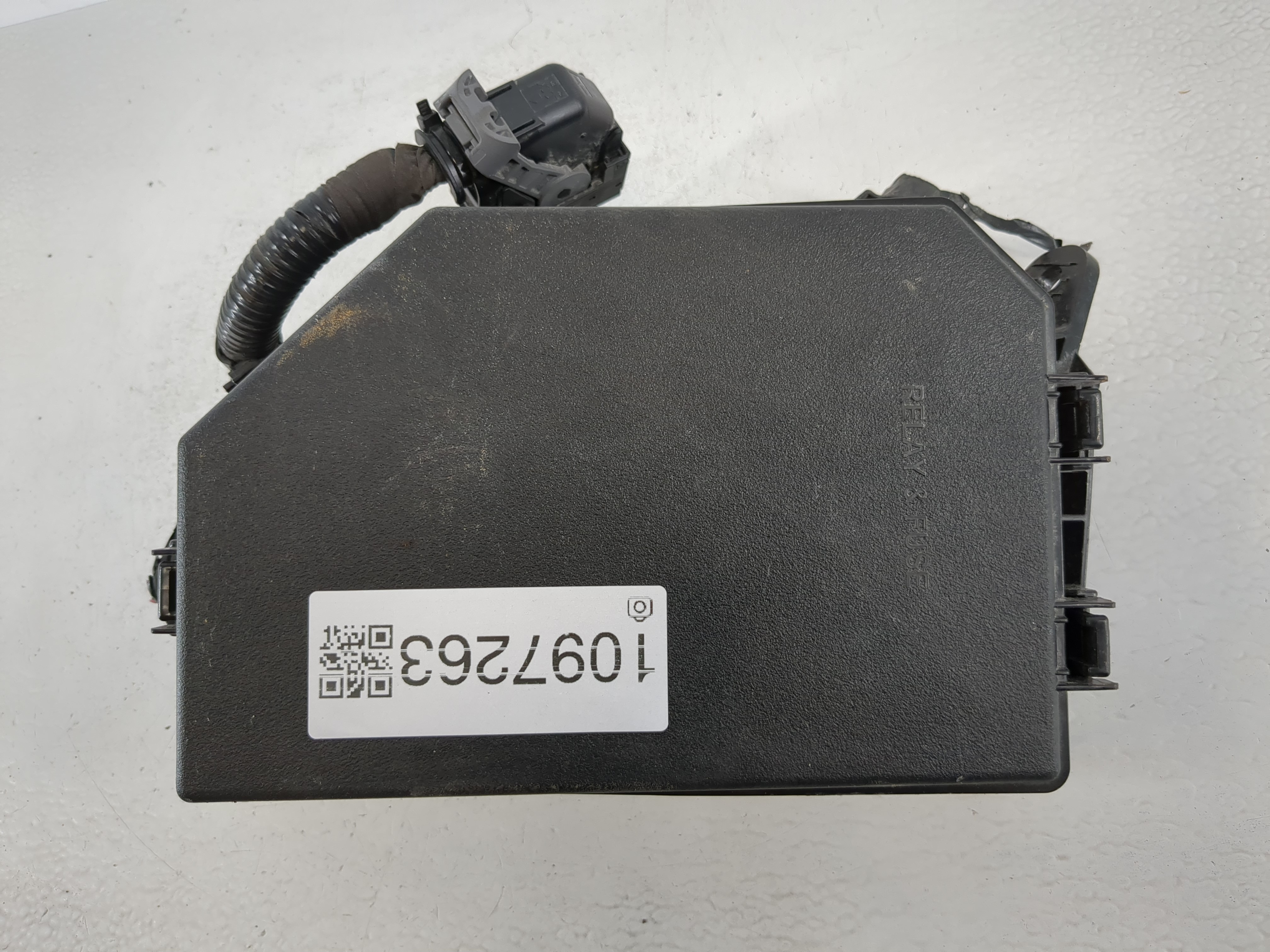 2018-2022 Toyota C-hr Fusebox Fuse Box Relay Module 82662-10460 1097263 - Oemusedautoparts1.com