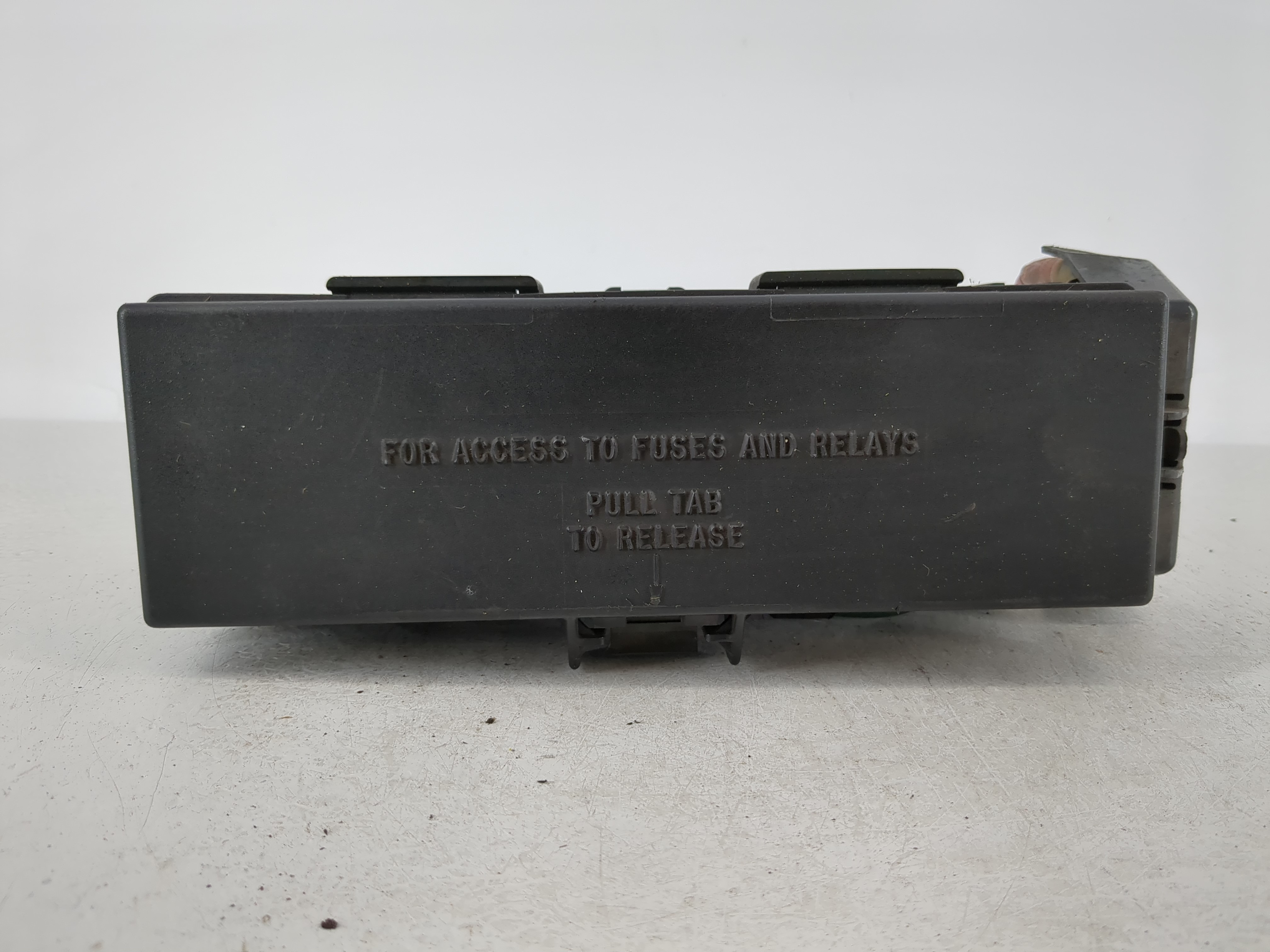 2000-2004 Jeep Grand Cherokee Fusebox Fuse Box Relay Module 56038363ac 1097272 - Oemusedautoparts1.com