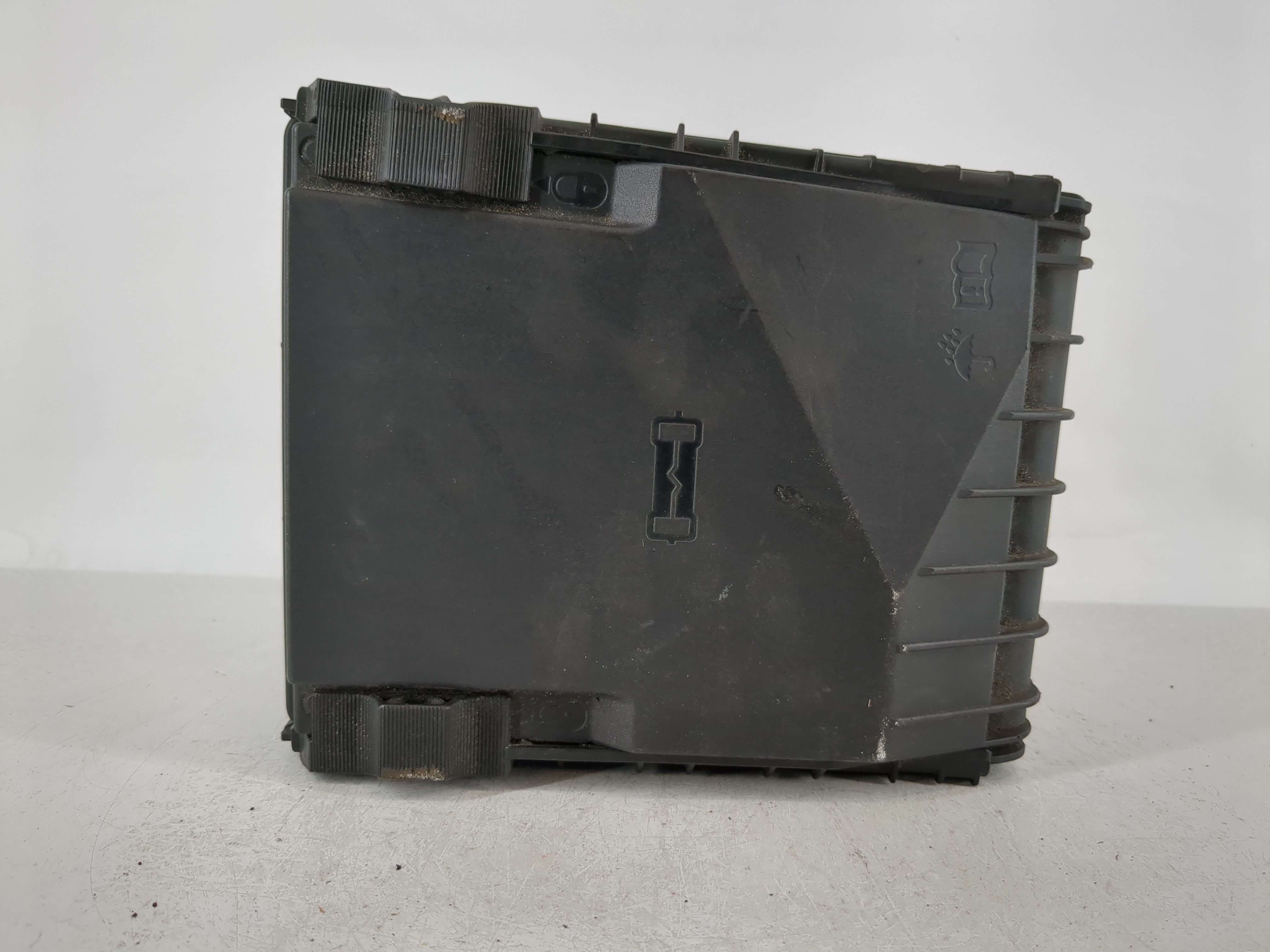 2012-2018 Volkswagen Tiguan Fusebox Fuse Box Relay Module 3c0 937 125 A 1097276 - Oemusedautoparts1.com