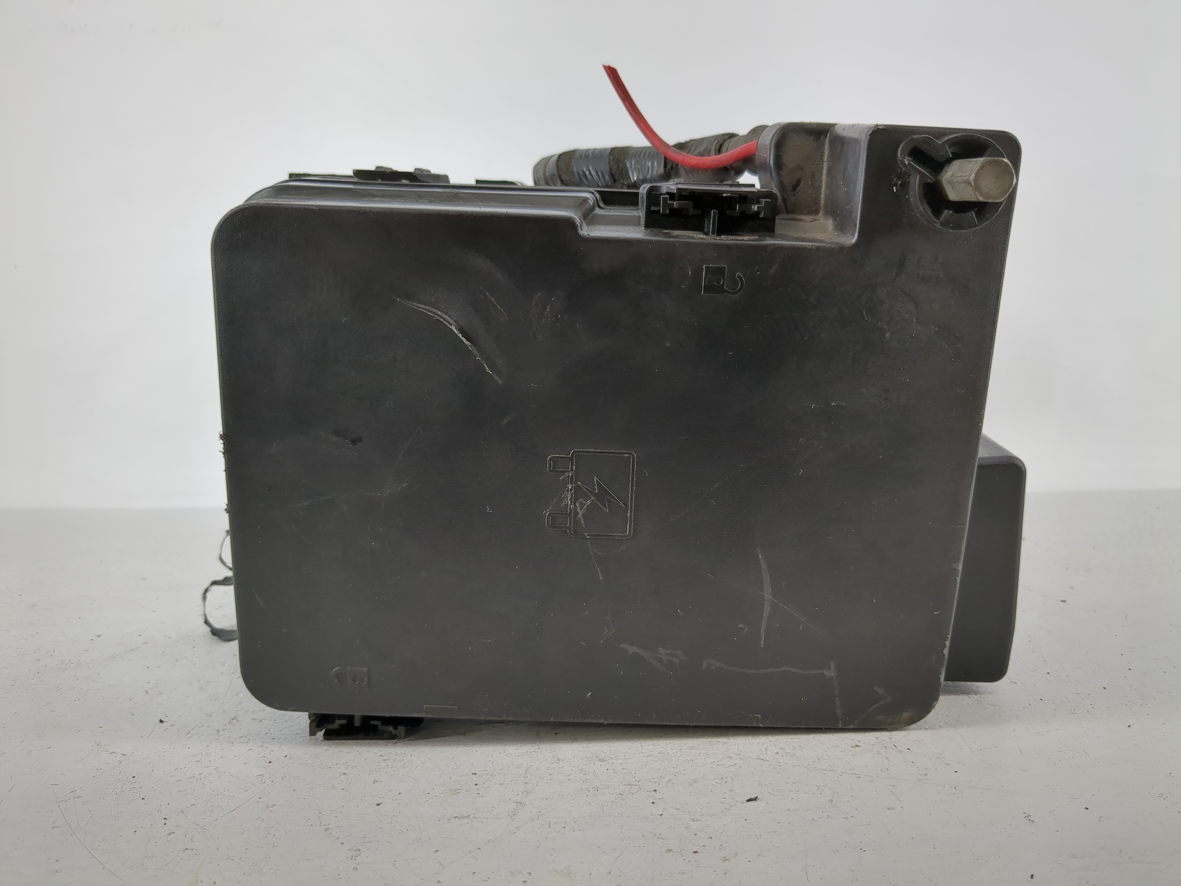 2013-2016 Chevrolet Equinox Fusebox Fuse Box Relay Module 22929761 1097293 - Oemusedautoparts1.com