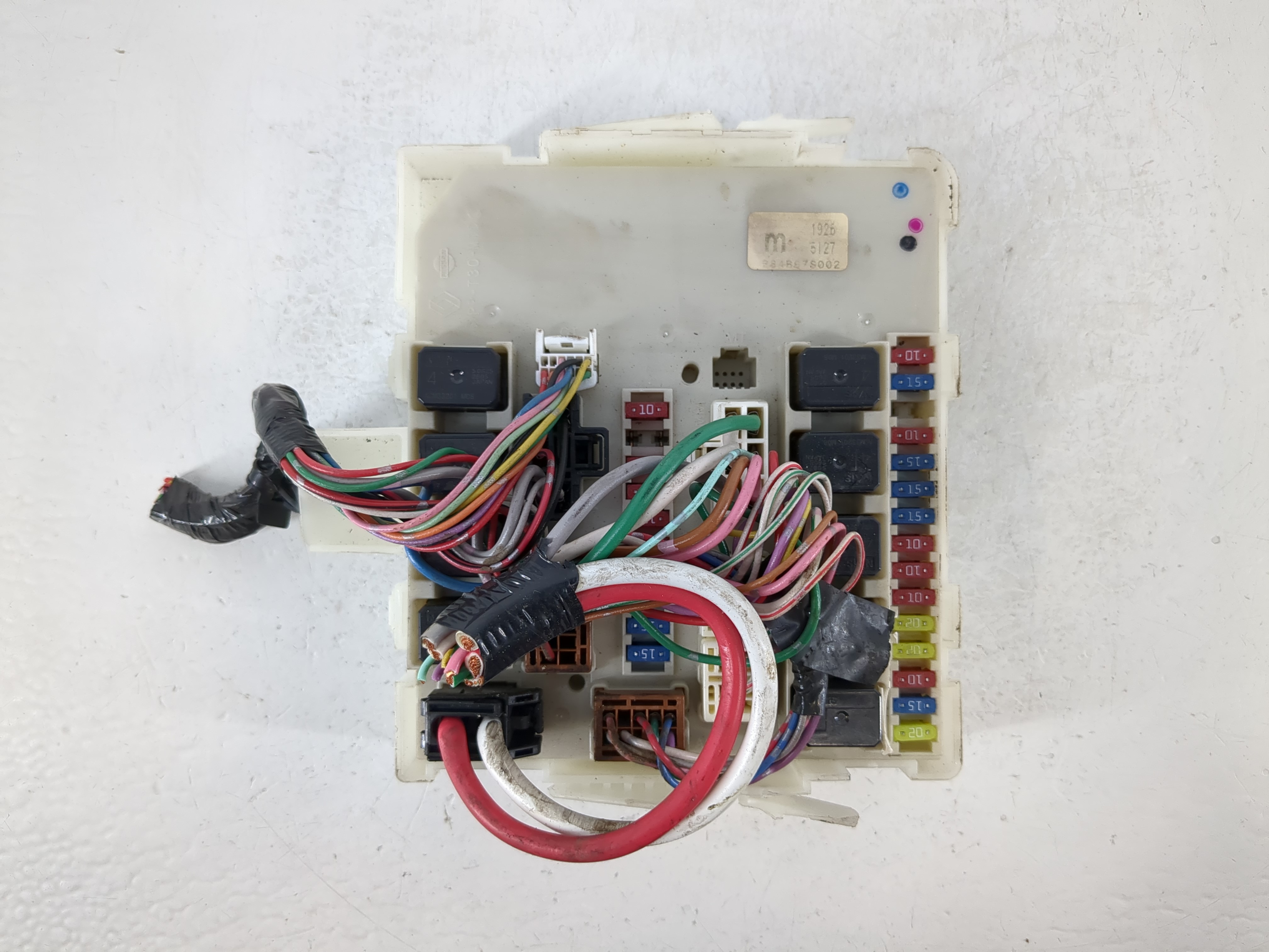 2005-2006 Nissan Frontier Fusebox Fuse Box Relay Module 284b57s002 1097300 - Oemusedautoparts1.com