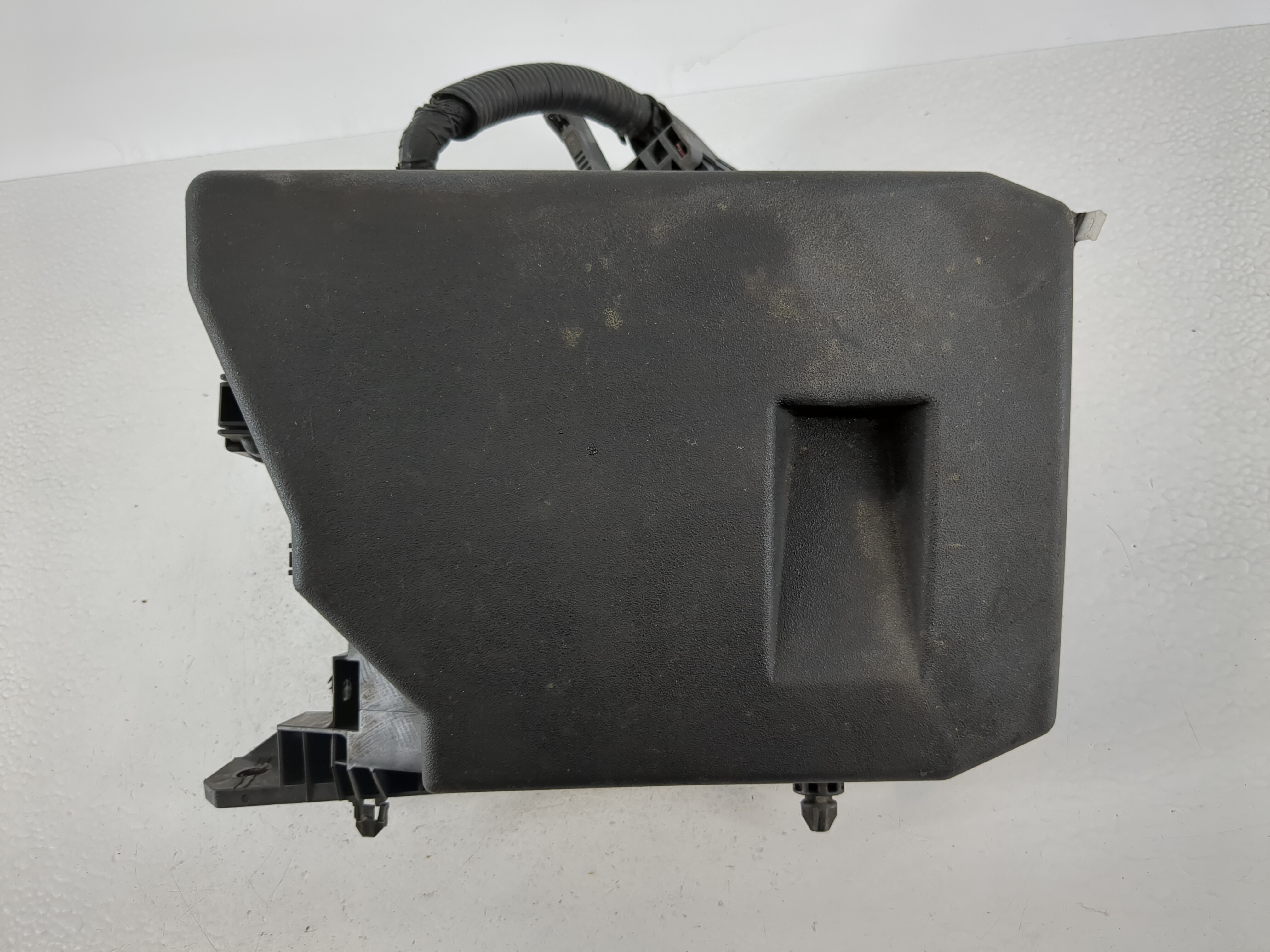 2009-2014 Toyota Matrix Fusebox Fuse Box Relay Module 82662-02270 1097305 - Oemusedautoparts1.com