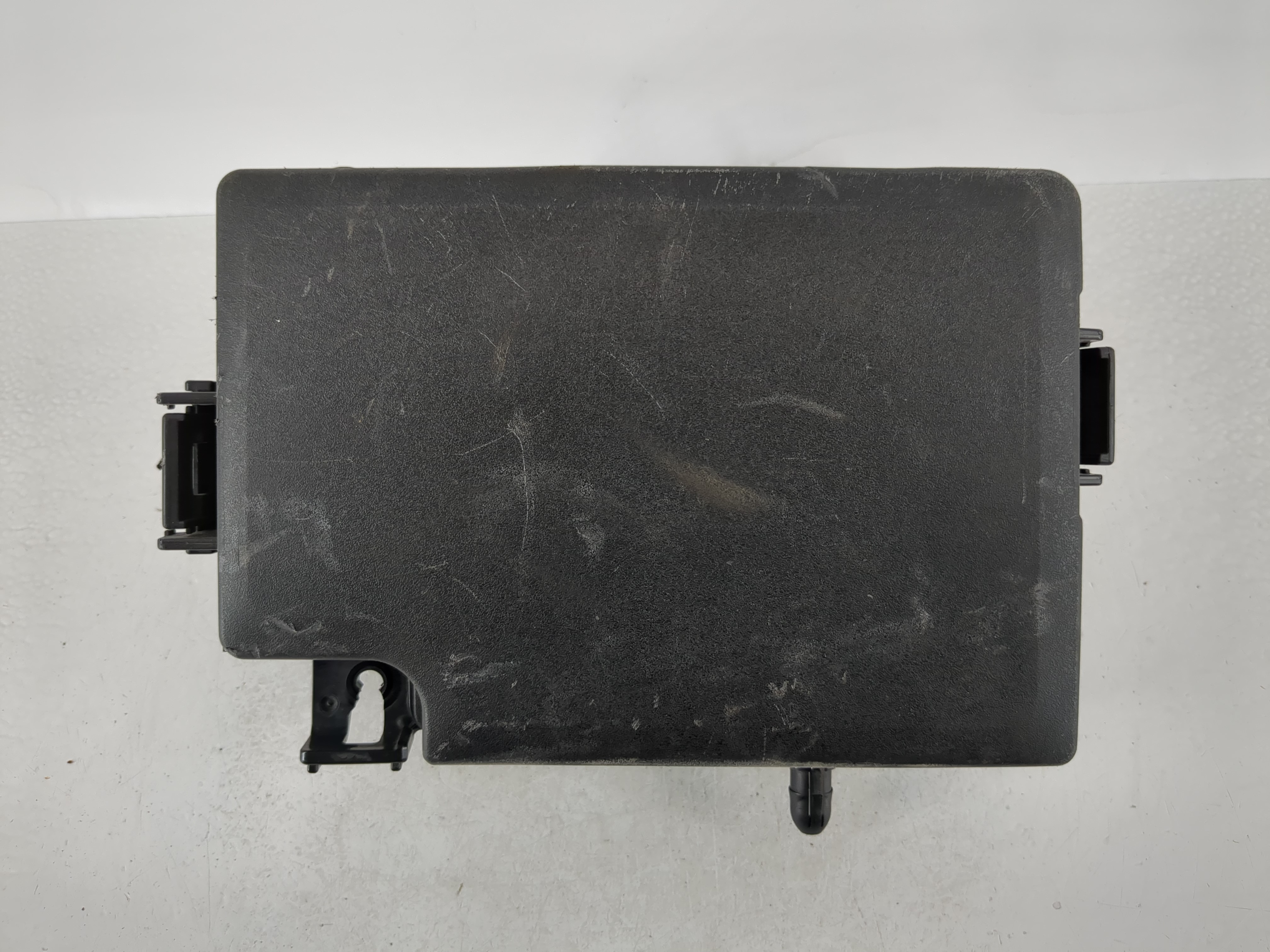 2018-2021 Hyundai Kona Fusebox Fuse Box Relay Module 91227-j9311 1097315 - Oemusedautoparts1.com