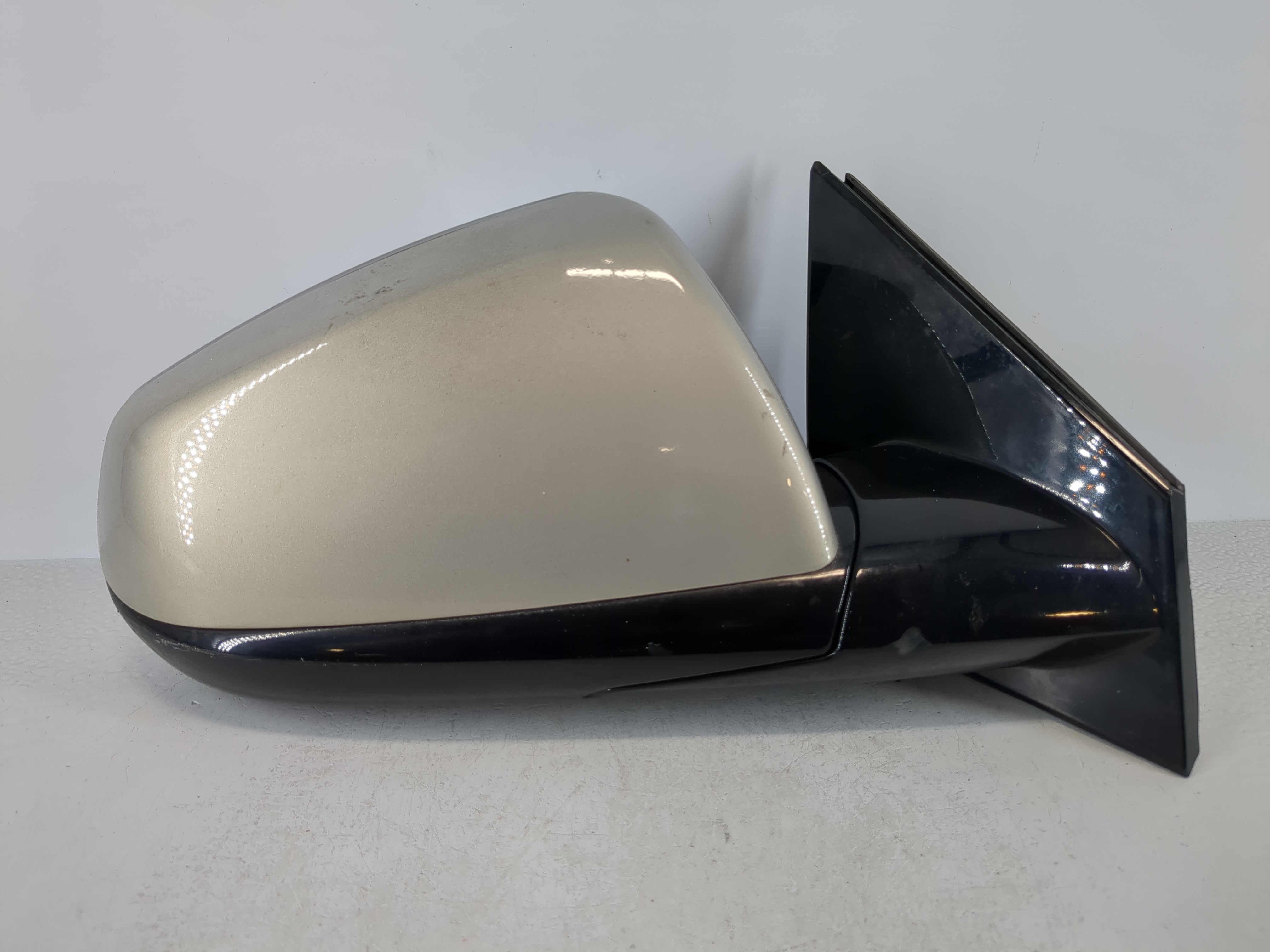 2010-2014 Cadillac Srx Passenger Right Side View Power Door Mirror 1097381 - Oemusedautoparts1.com