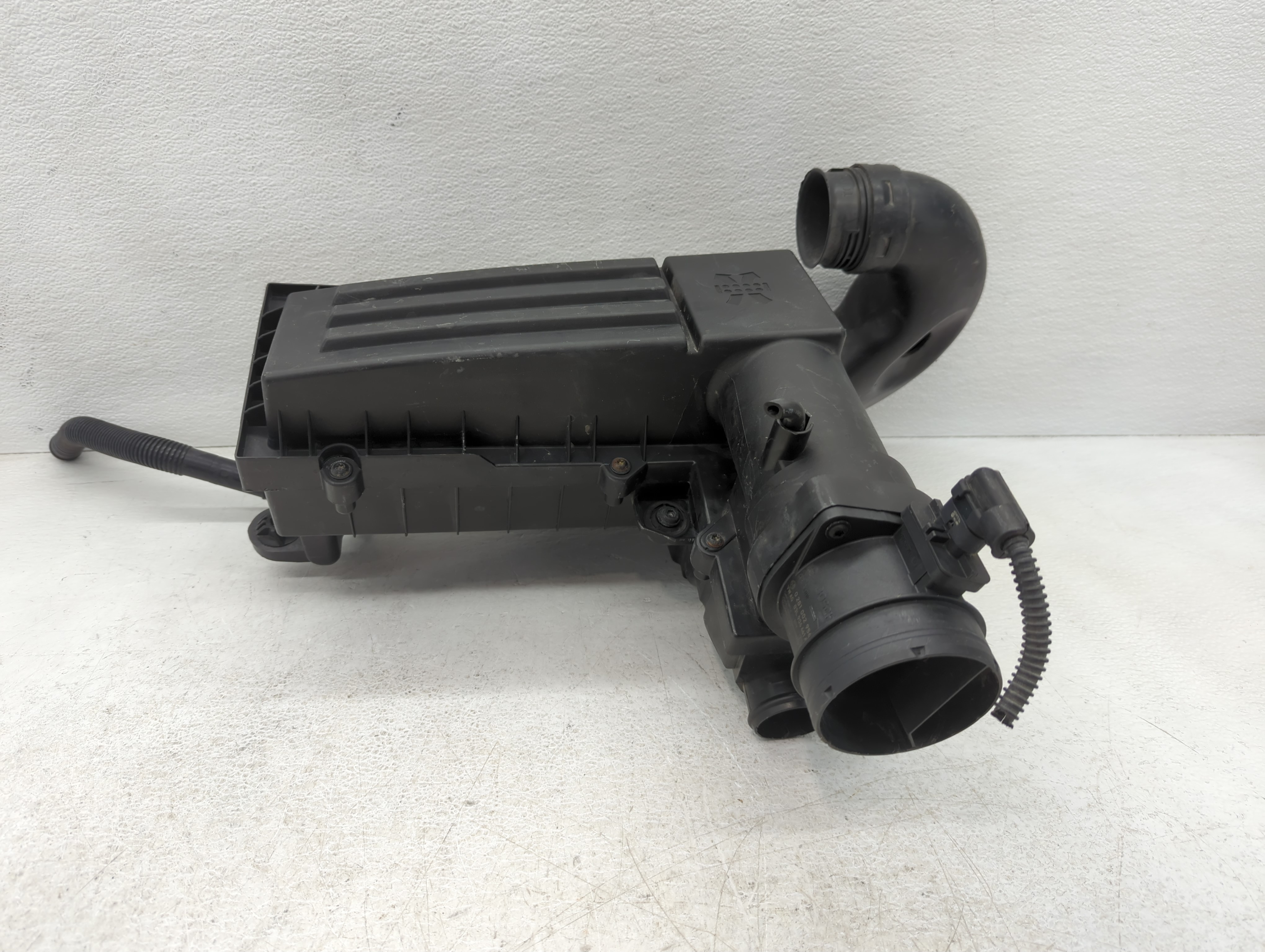 2012-2014 Volkswagen Passat Air Cleaner Intake-duct Hose Tube 1097425 - Oemusedautoparts1.com