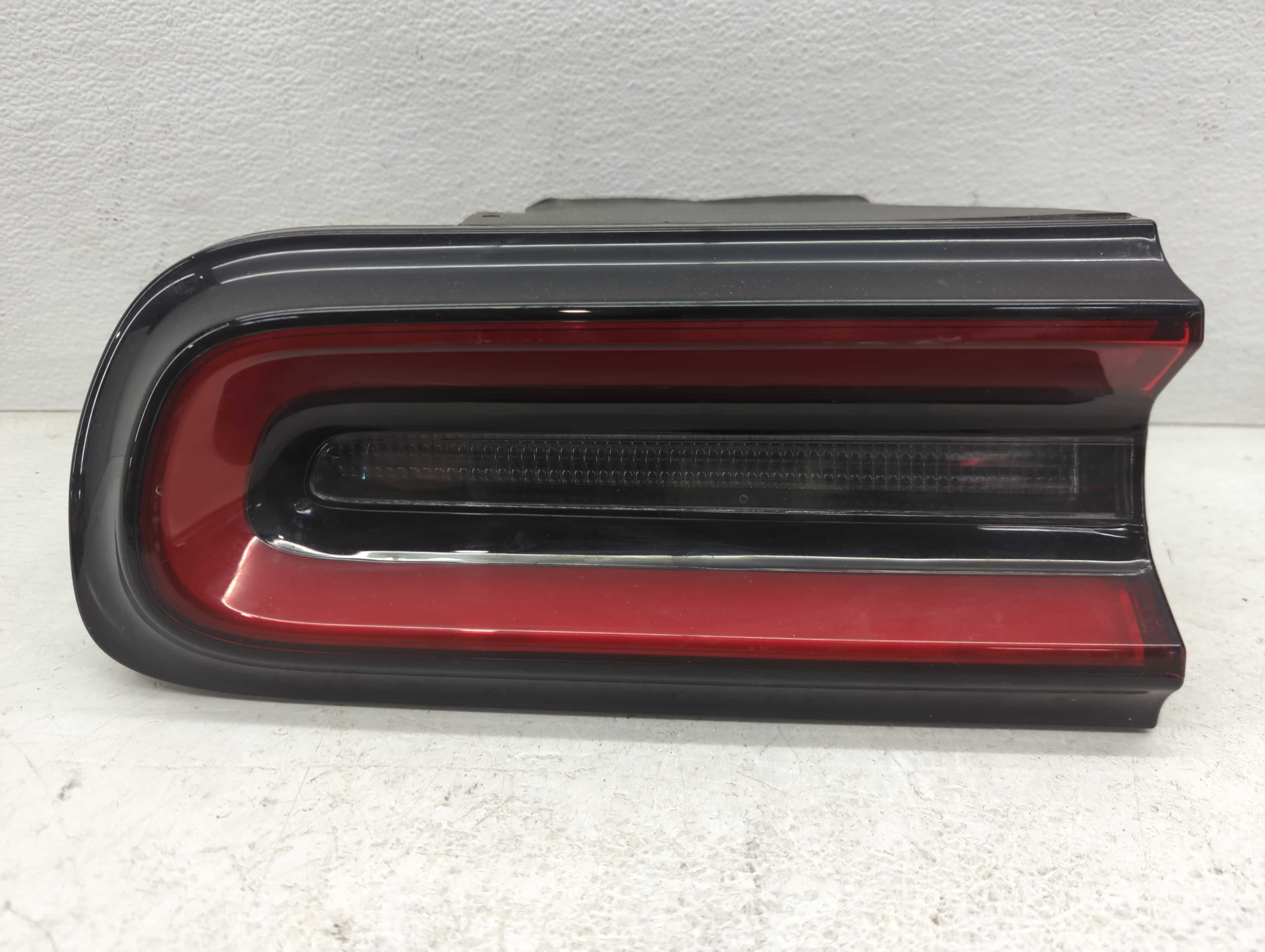 Picture of 2015-2022 Dodge Challenger Driver Left Side Tail Light Taillight Oem 1097439