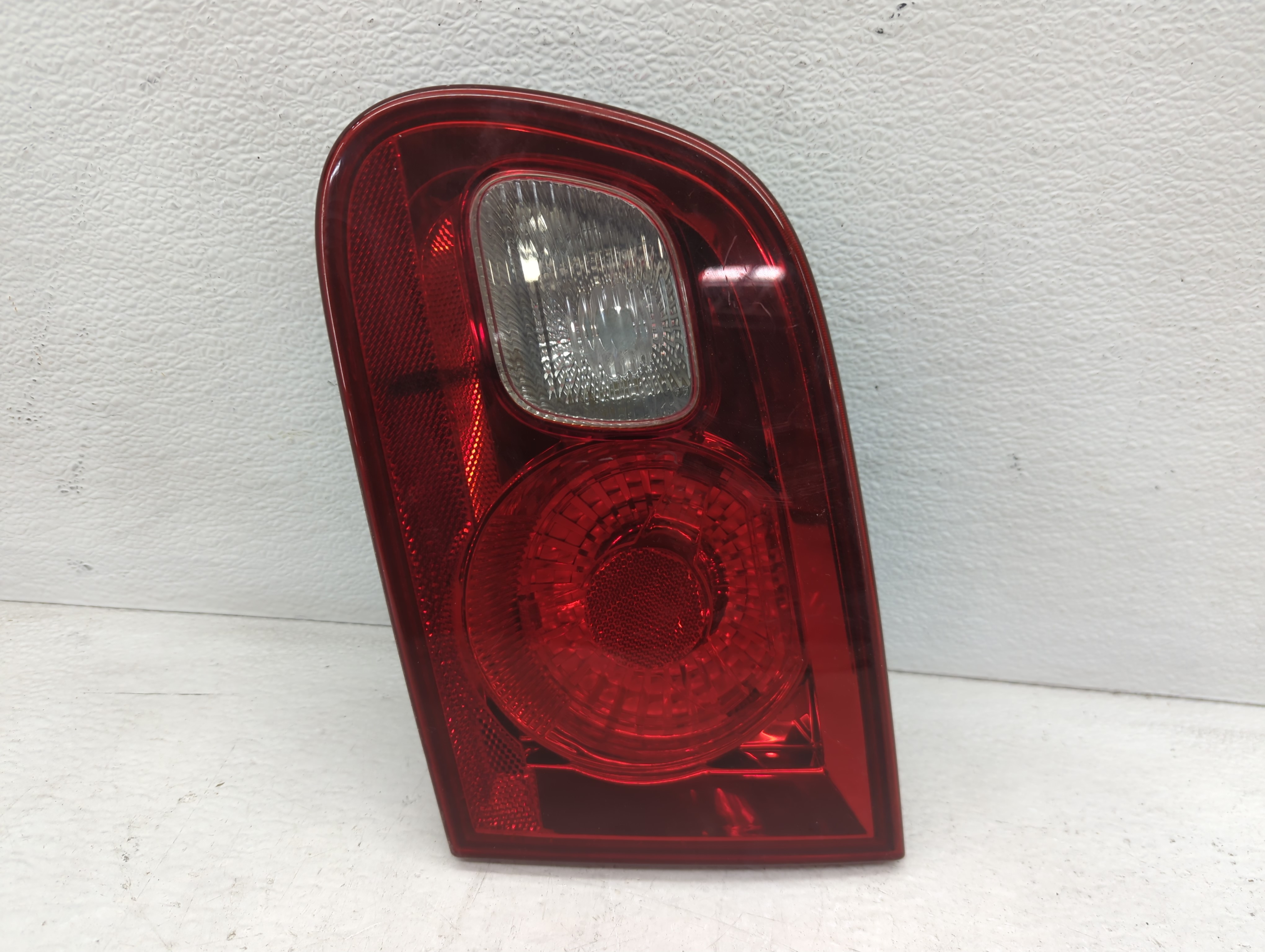 2006-2011 Buick Lucerne Passenger Right Side Tail Light Taillight Oem 1097443 - Oemusedautoparts1.com