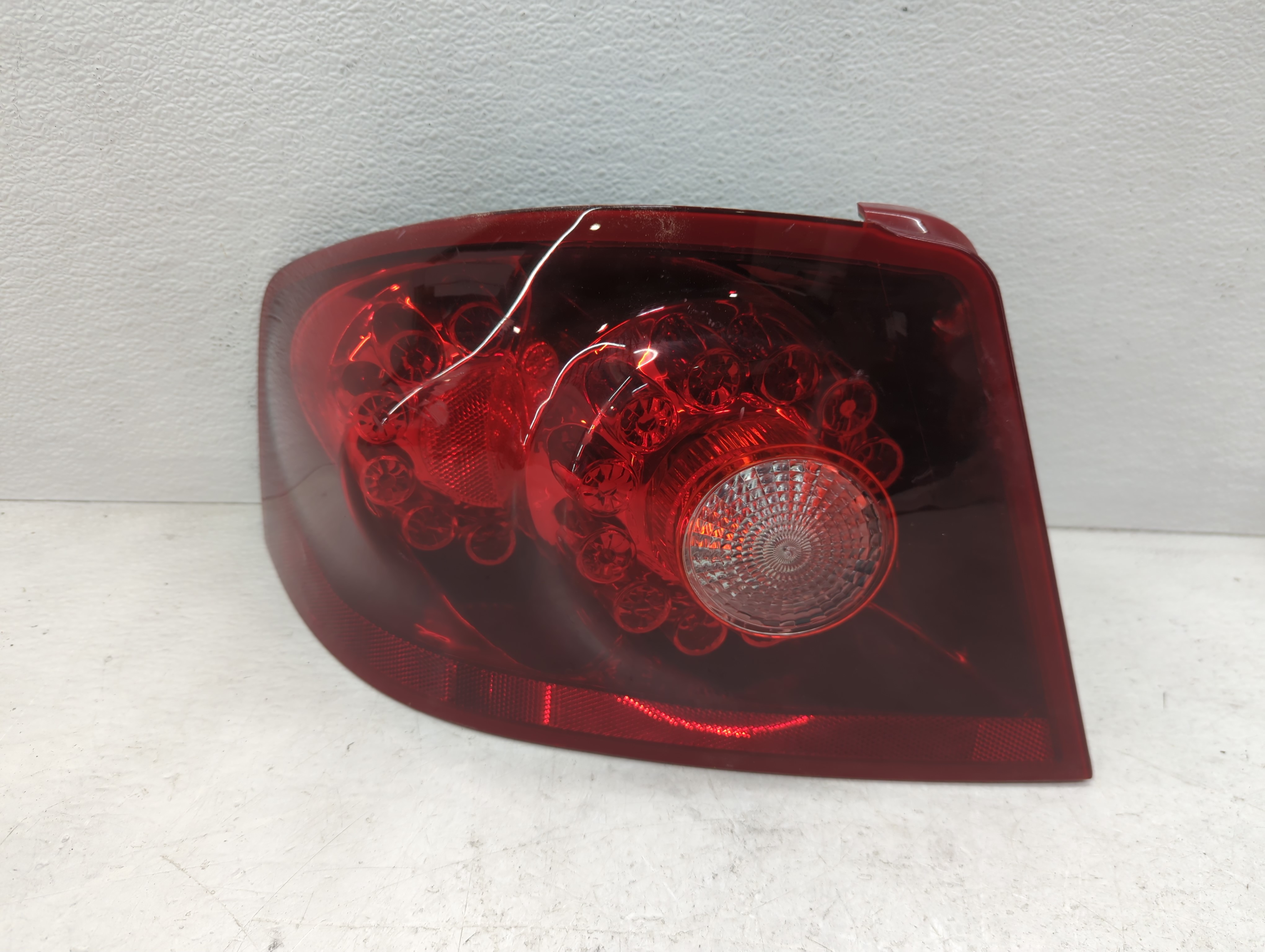 2011-2014 Dodge Avenger Driver Left Side Tail Light Taillight Oem 1097444 - Oemusedautoparts1.com