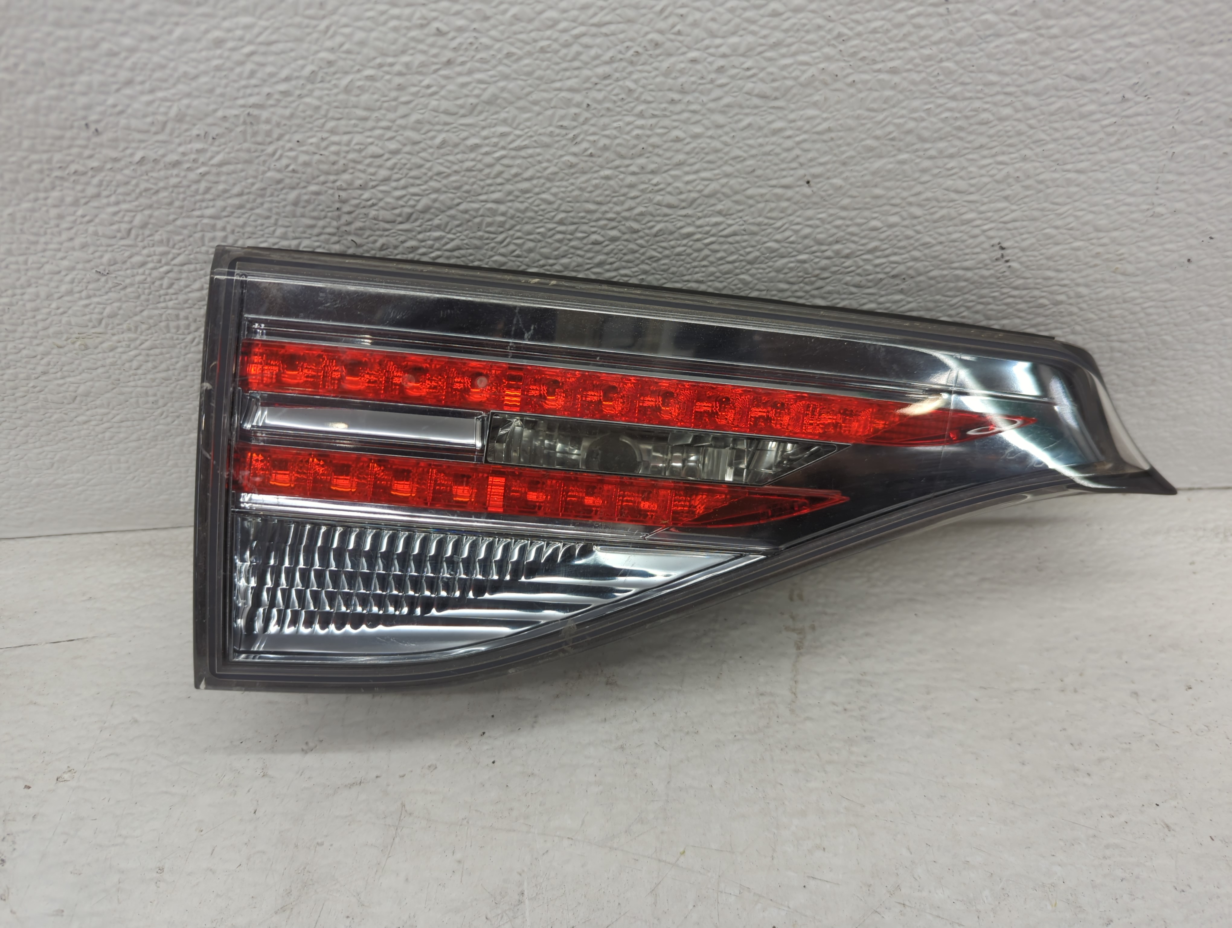 2011-2017 Lexus Ct200h Driver Left Side Tail Light Taillight Oem 1097450 - Oemusedautoparts1.com