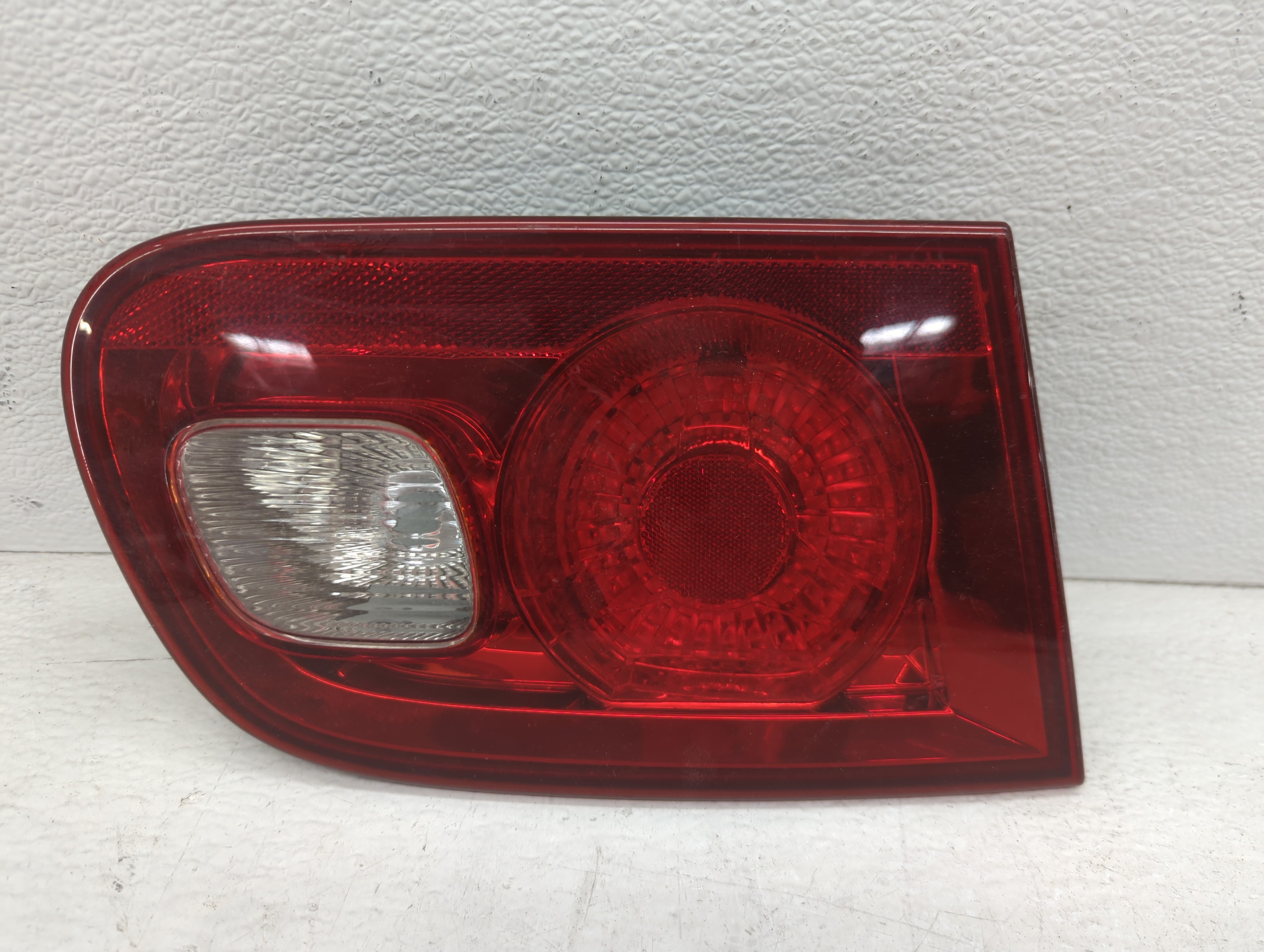 2006-2011 Buick Lucerne Passenger Right Side Tail Light Taillight Oem 1097453 - Oemusedautoparts1.com