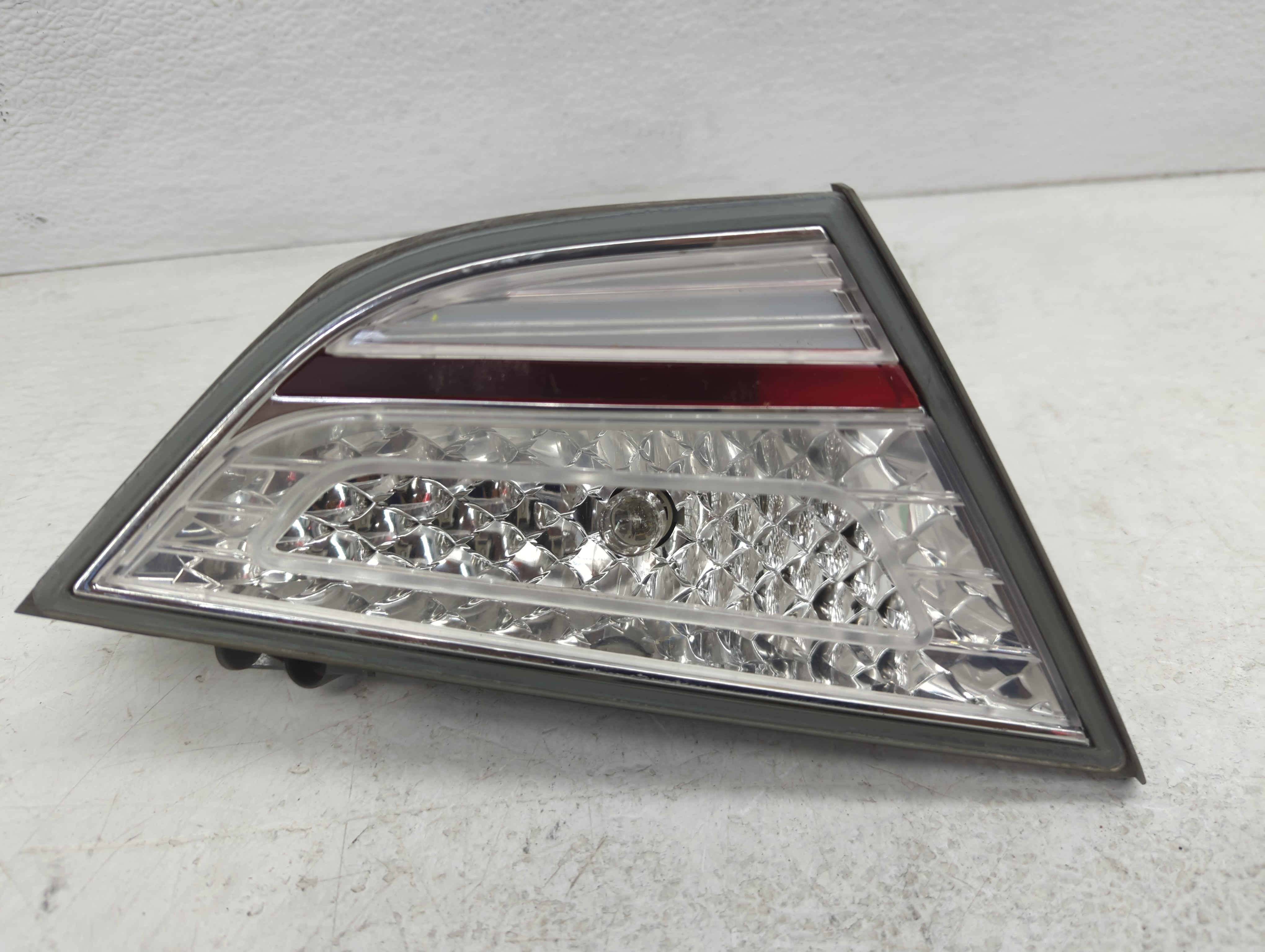 2011-2015 Hyundai Sonata Driver Left Side Tail Light Taillight Oem 1097462 - Oemusedautoparts1.com
