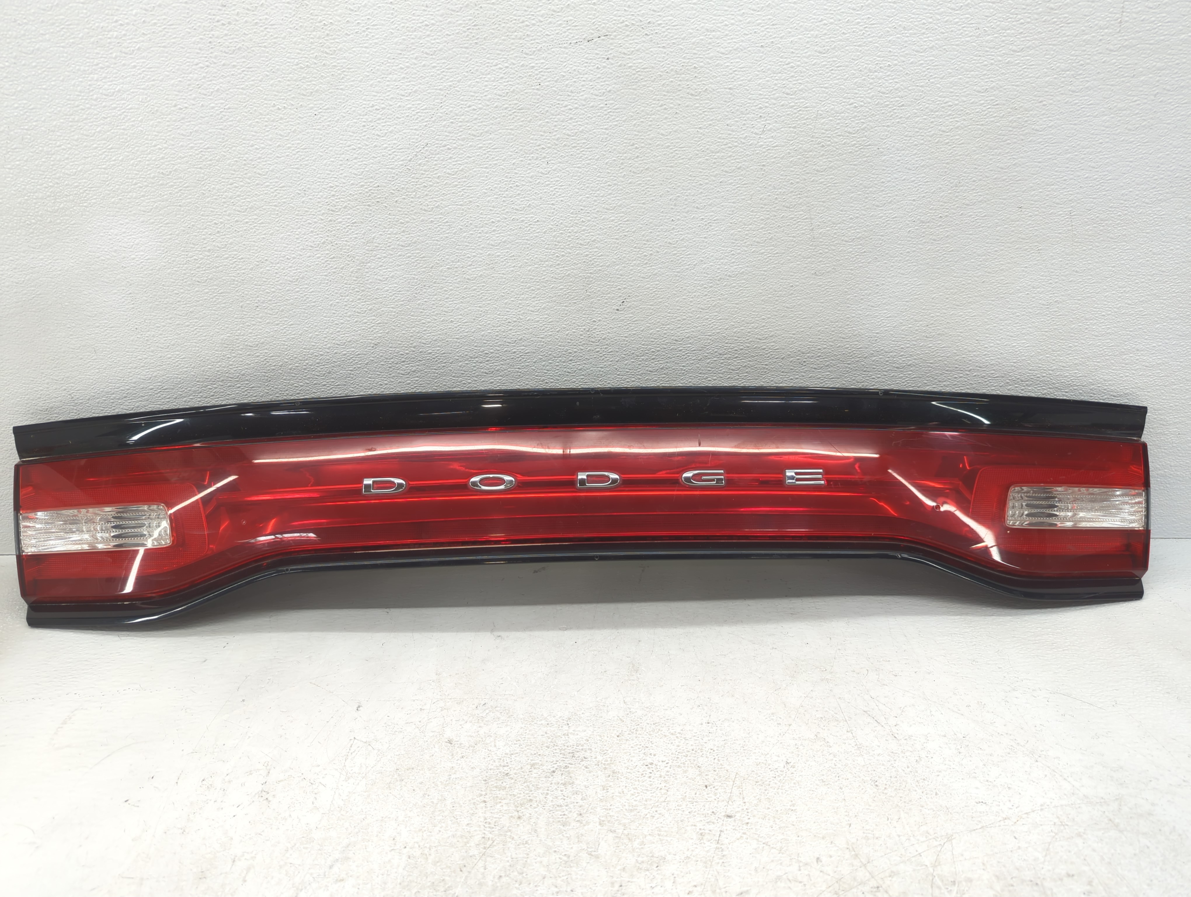 2011-2014 Dodge Charger Driver Left Side Tail Light Taillight Oem 1097464 - Oemusedautoparts1.com