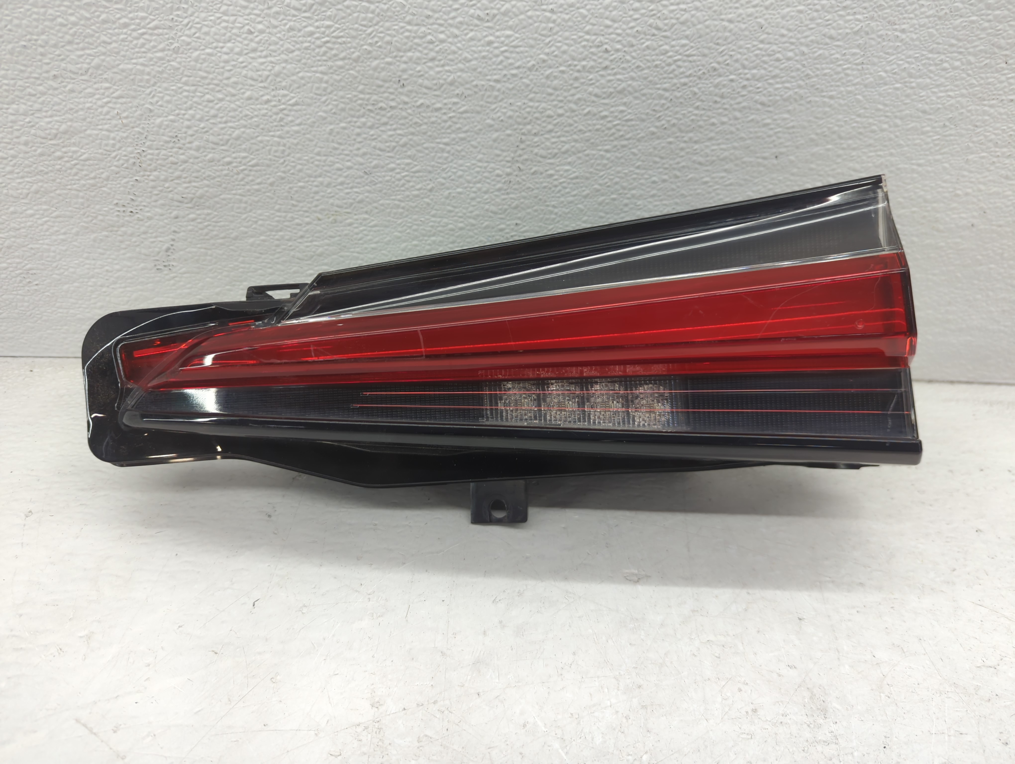 2018-2021 Lexus Nx300 Driver Left Side Tail Light Taillight Oem 1097474 - Oemusedautoparts1.com