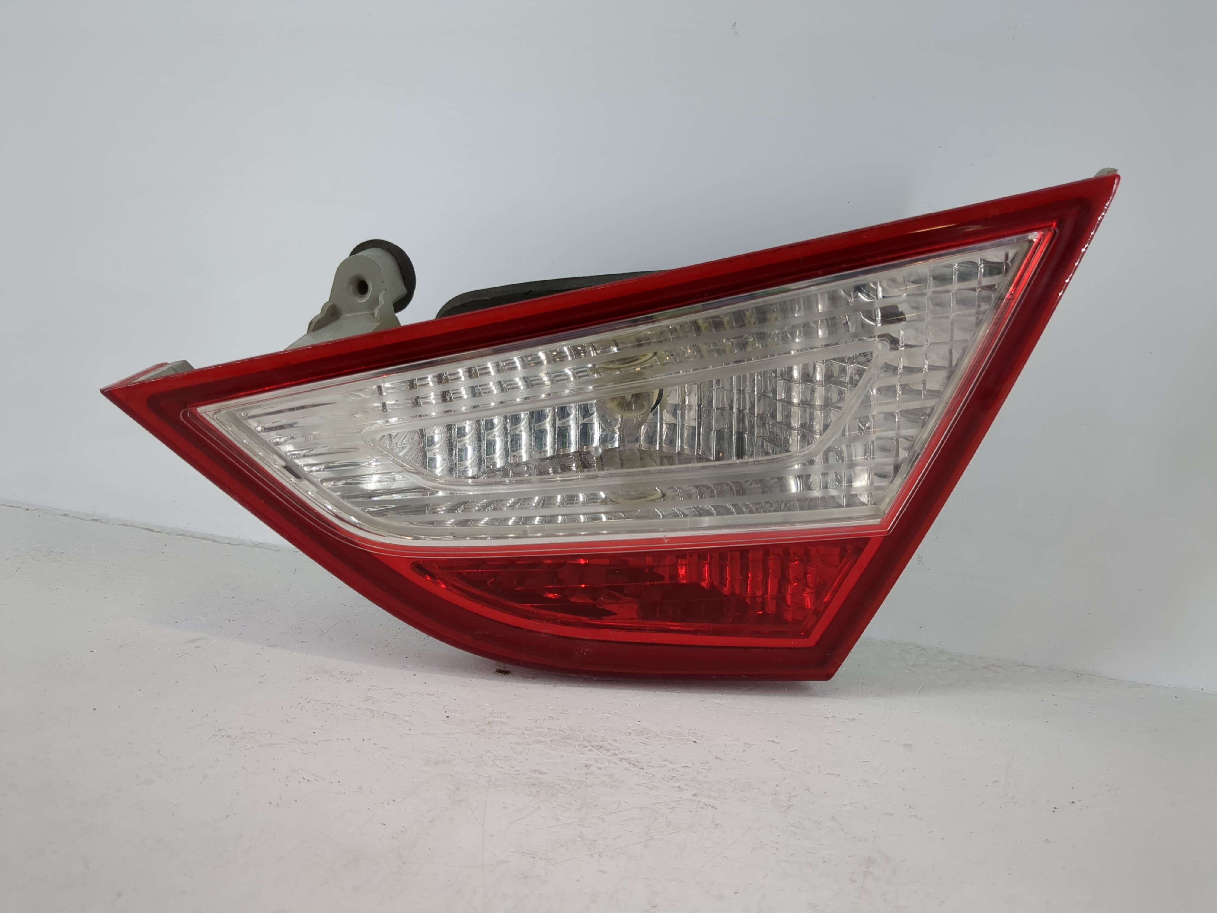 2011-2014 Hyundai Sonata Passenger Right Side Tail Light Taillight Oem 1097524 - Oemusedautoparts1.com